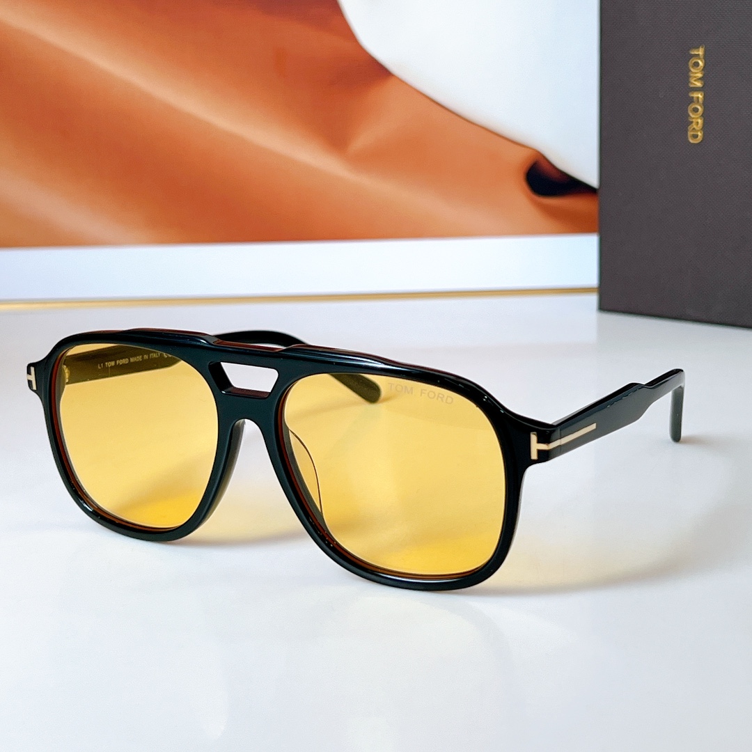 TOM FOR*
MOD：FT0753
Size：57口18-145
🔝🔝9040110