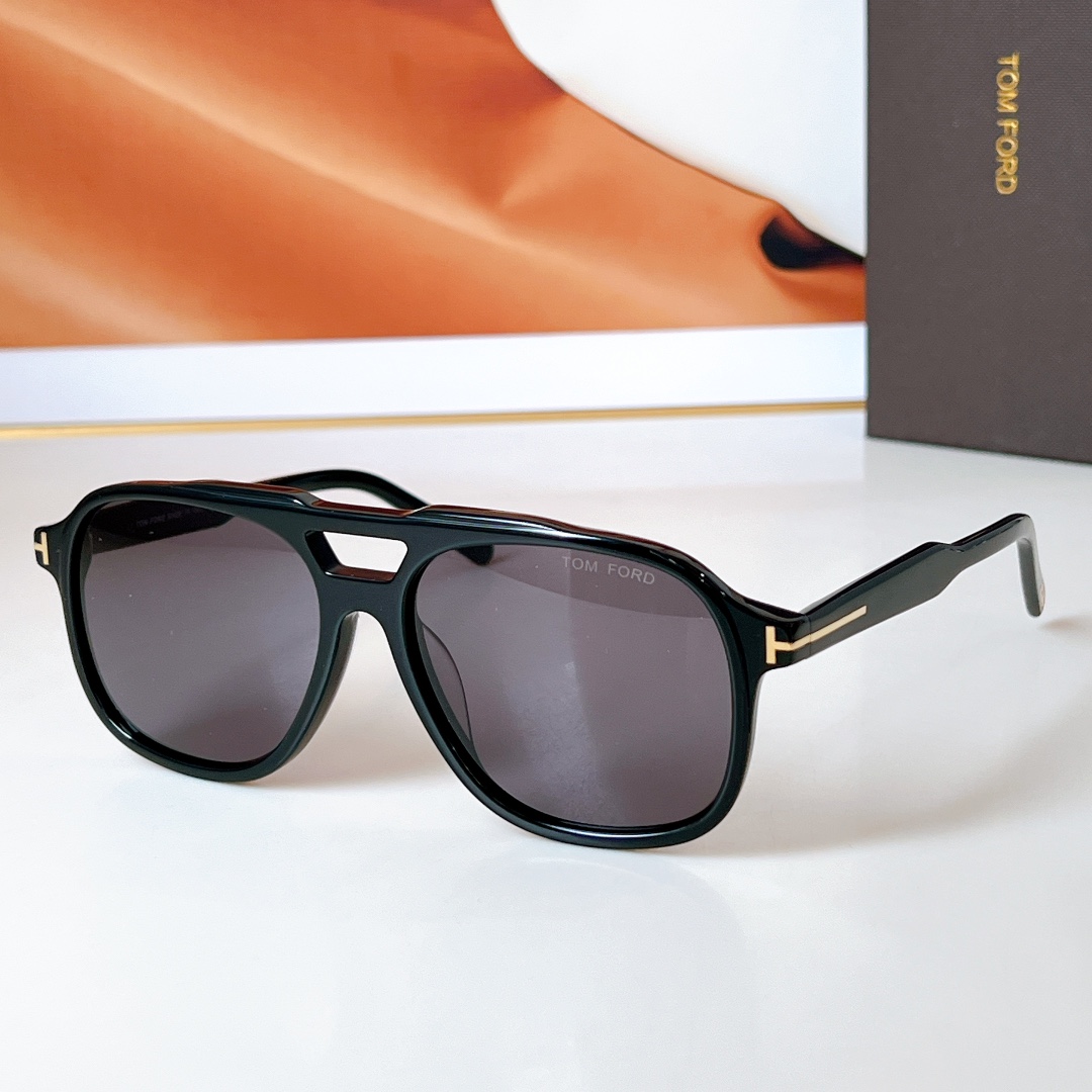 TOM FOR*
MOD：FT0753
Size：57口18-145
🔝🔝9040110