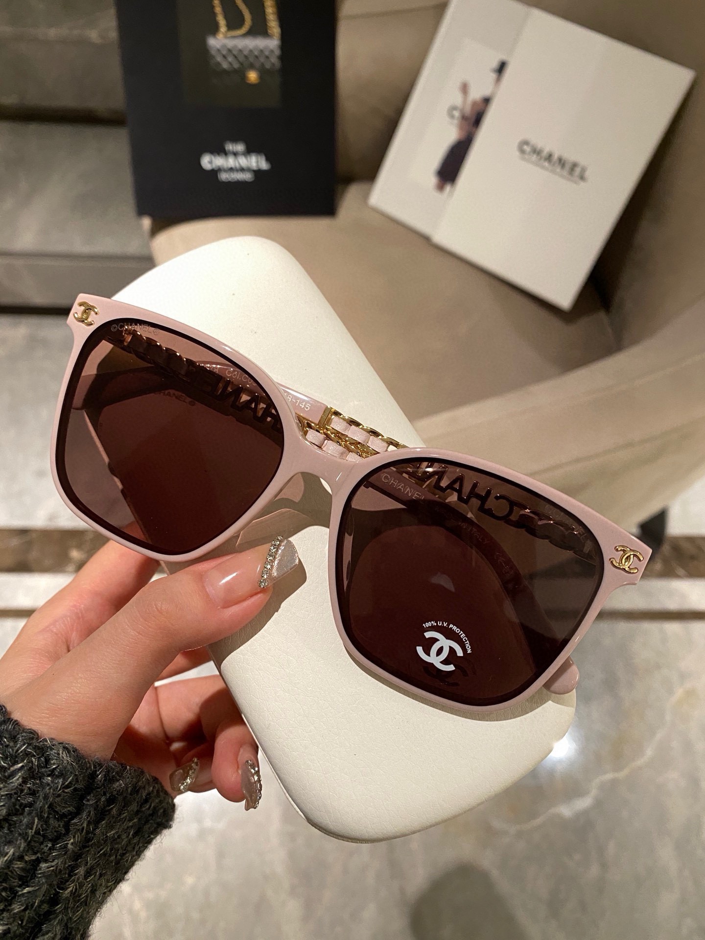 CHANEL 0778 首批品质非市面抄货
独家编码识别～小脸bb🉑️直接入
佩戴舒适感绝不怕掉 细节品质看得见！
🔝🔝1408160