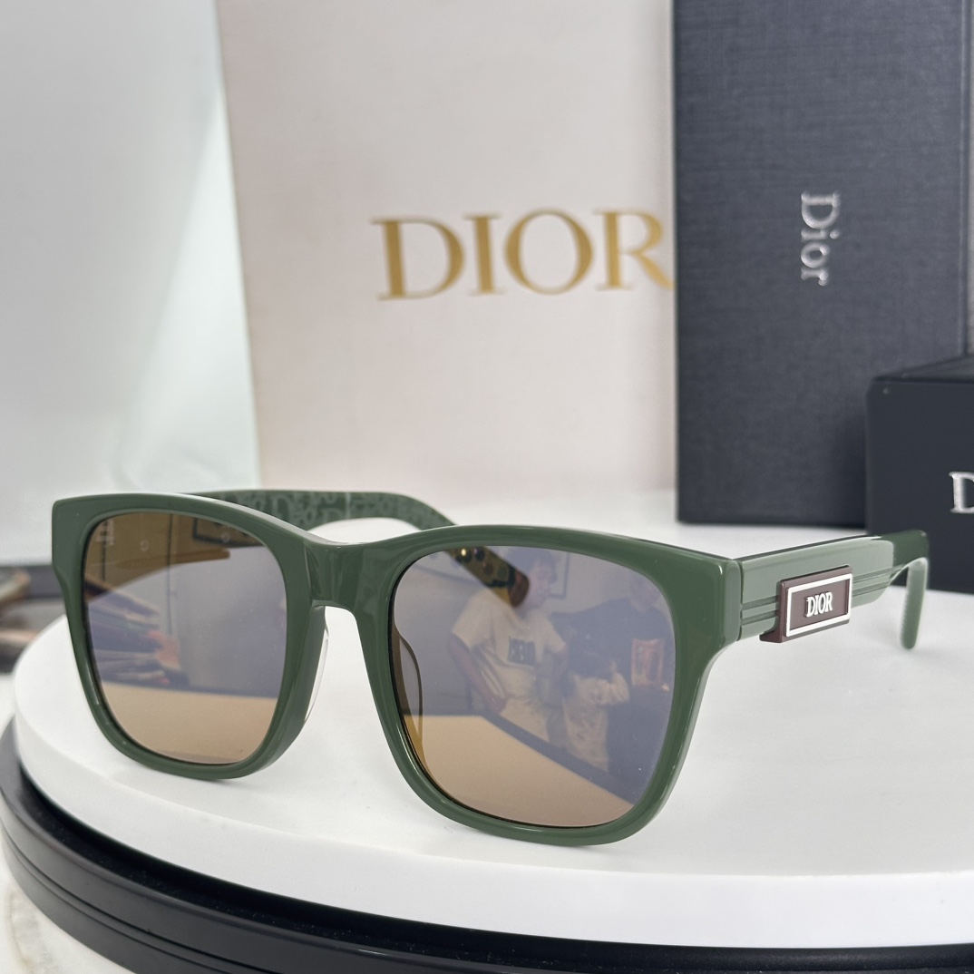  ‼️新品 🔥迪奥板材字母太阳眼镜 Dior B23 S2F 时尚CD高级方形潮款墨镜🕶 男女款 素颜百