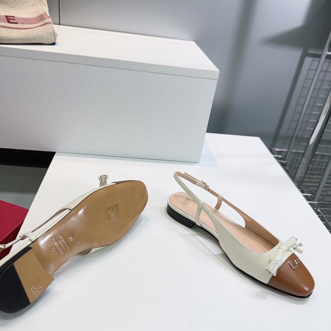 Valentino’s Newest Butterfly Shoes for Spring/Summer 2025: High Quality and Stylish! - 图片 4