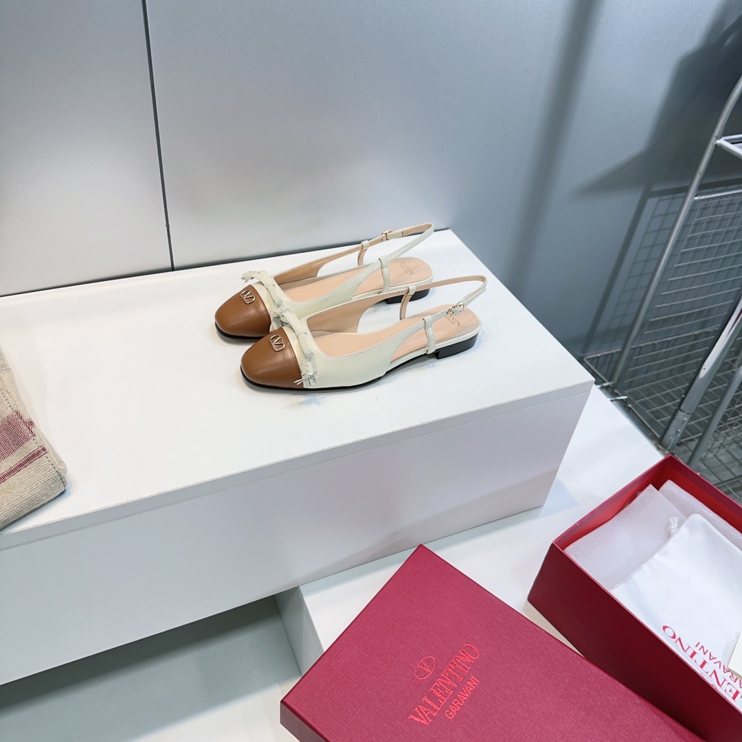 Valentino’s Newest Butterfly Shoes for Spring/Summer 2025: High Quality and Stylish! - 图片 9