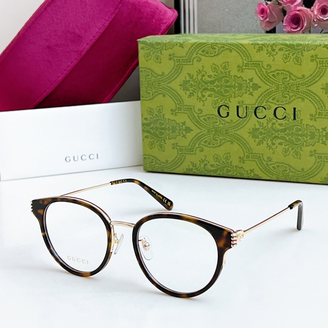  GUCC* 新品
MOD：GG1885OA 
SIZE：51口20-145
原版高品质
配光百搭镜框
