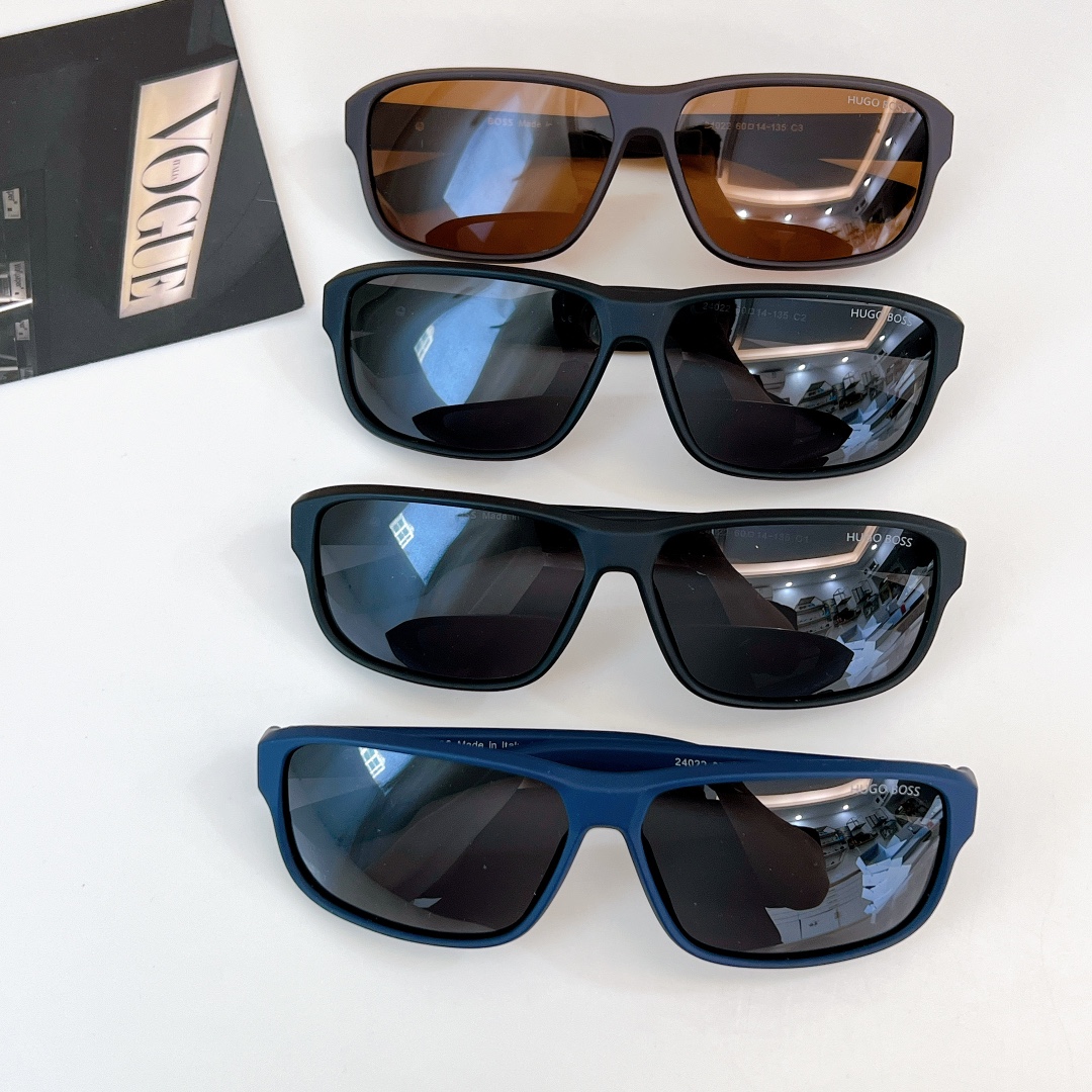 HUGO BOSS
MOD：24022
Size：60口14-135