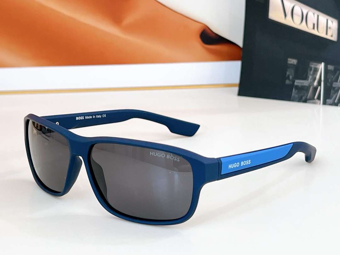 HUGO BOSS
MOD：24022
Size：60口14-135