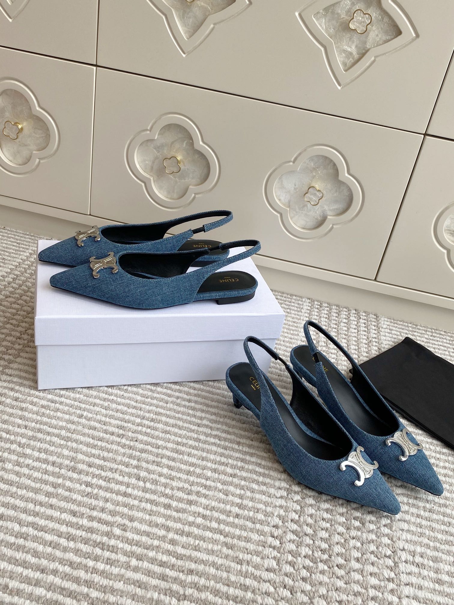 NO:403190,————Celine·Denning Denim Series Cat Heel Sandals·35-41, Sandals, celine, sandals19860909————Celine·丹宁牛仔系列猫跟凉鞋·35-41,凉鞋,celine,sandals,Women's Shoes