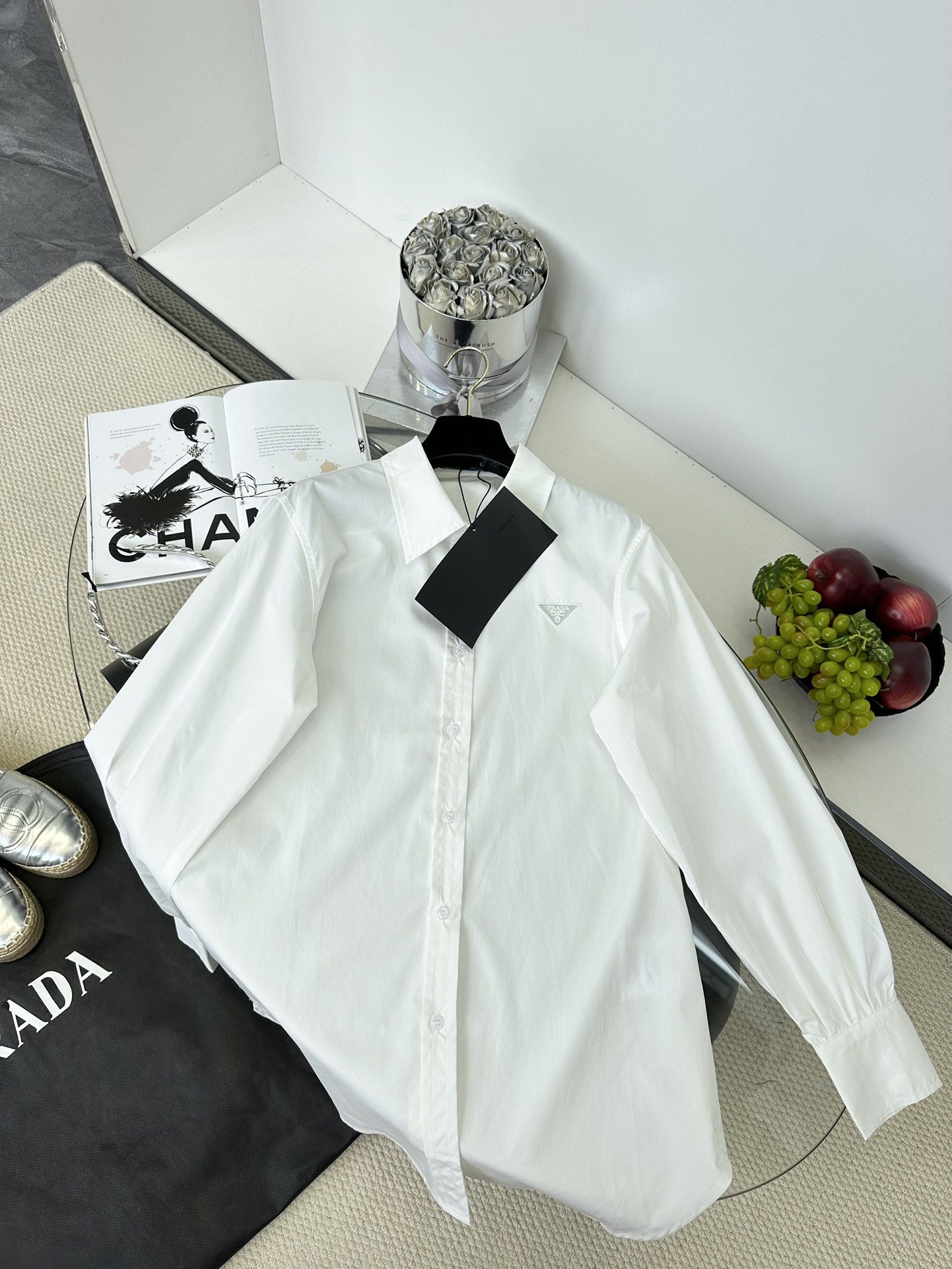 Prada Embroidered Logo Dress with Size Options and Collar Shirt1 Synced - 图片 1