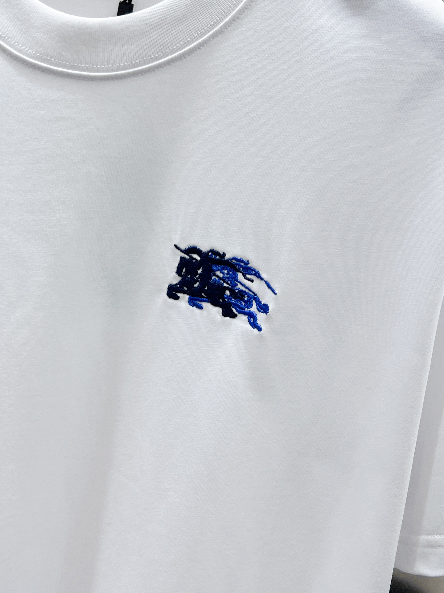 Burberry  T恤服装,burberry 5