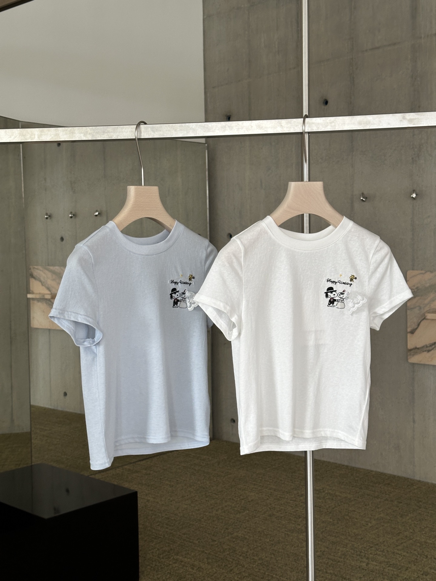 NO:333423,YS ｜New Summer Collection The details are beautiful and exquisite. The fabric is colored and feels the position. The upper body is very beautiful. Slim. Right-angled shoulders~ SML,,alexander wang19860909YS ｜New Summer Collection 细节美丽精致 面料颜色质感到位 版型上身很漂亮 显瘦 直角肩～  SML,,alexander wang,Women's clothing