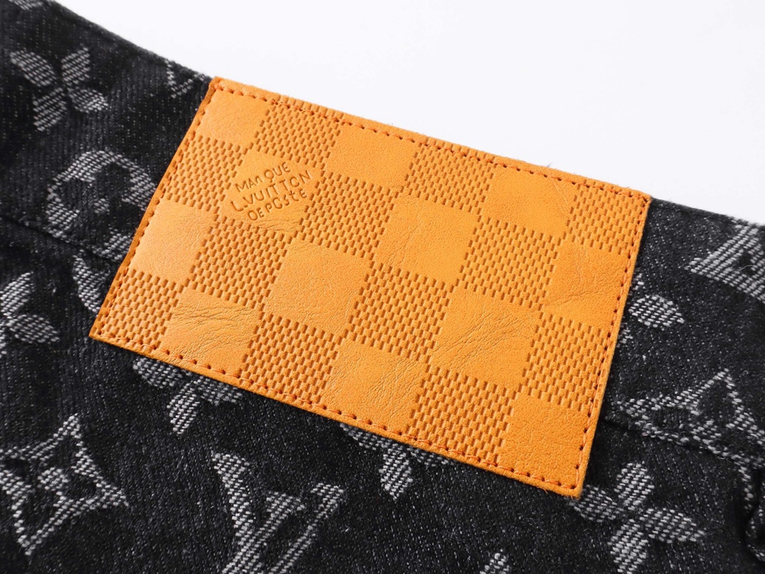 路易威登/Louis Vuitton 夏季新款 老花提花休闲短裤 五分牛仔裤