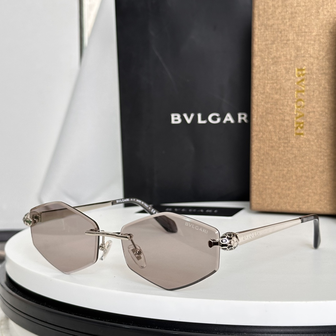  ‼️BVLGARI
MOD：BV40076I
Size：57口15-140