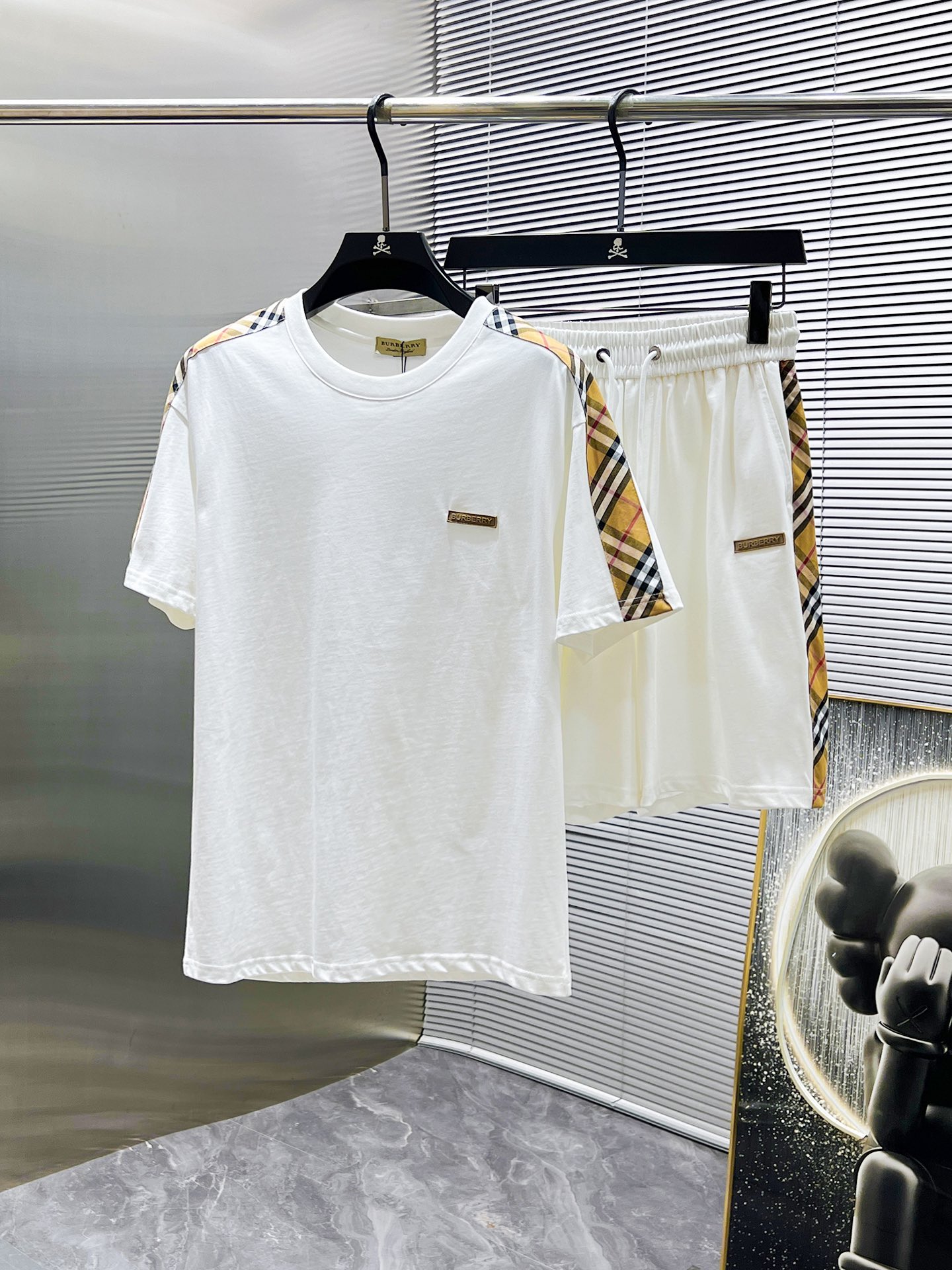 巴宝莉  Burberry  2025ss夏季新款 休闲 短袖 短裤 套装，高端...