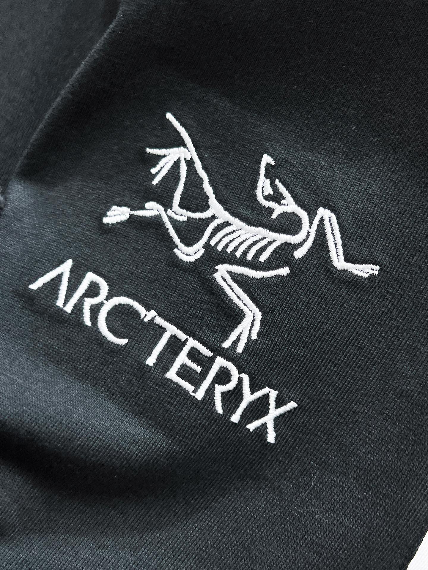 Arc'teryx 休闲套装服装 6 Arc'teryx 休闲套装服装 6