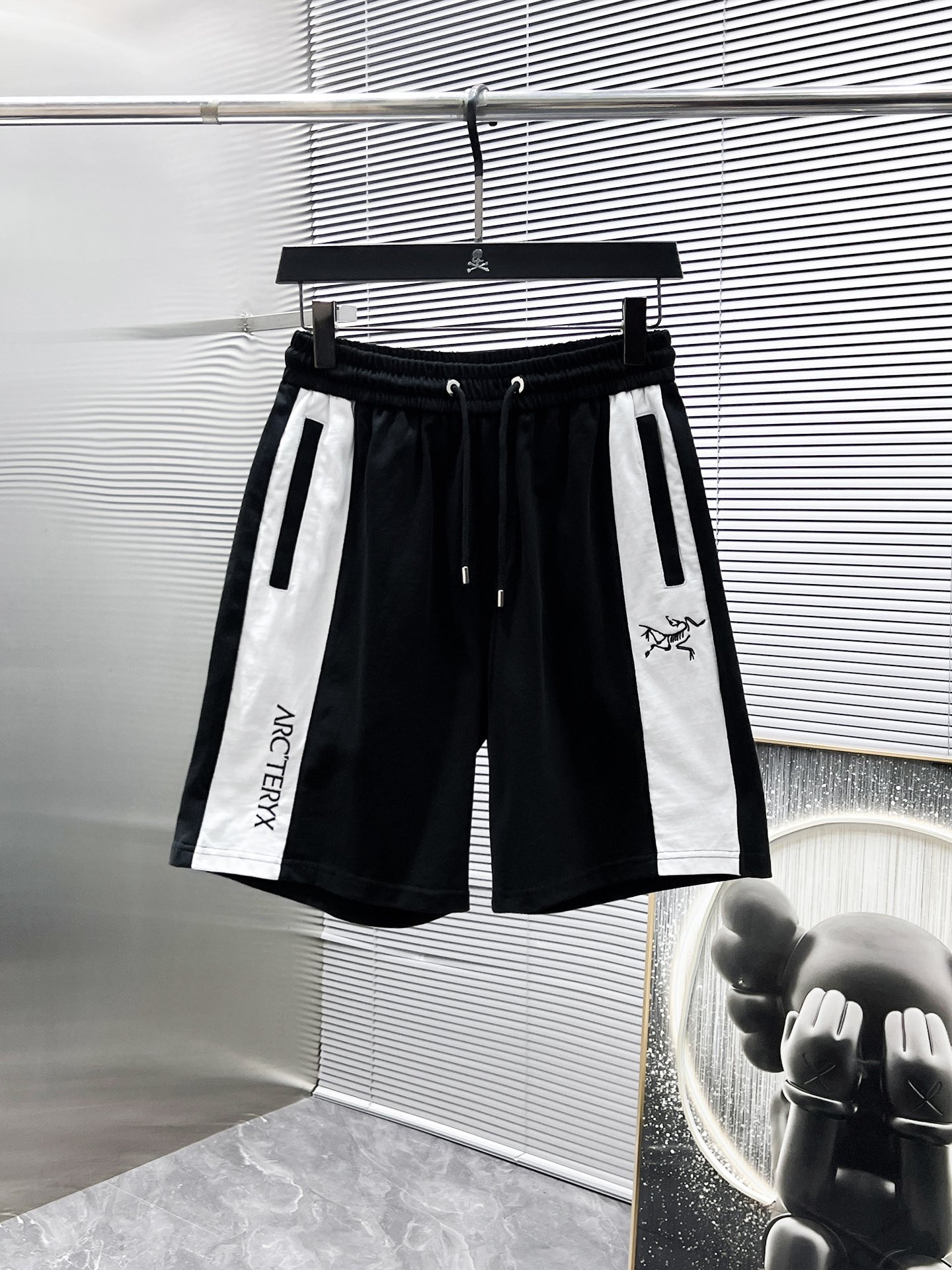 Arc'teryx 休闲套装服装 8 Arc'teryx 休闲套装服装 8