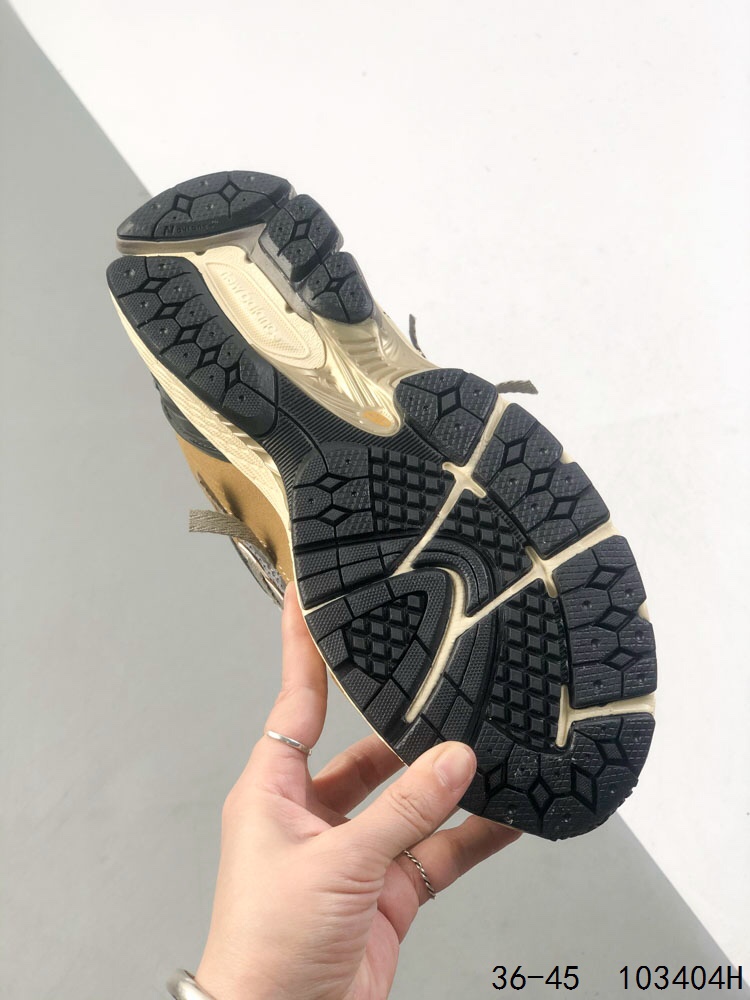 New Balance 1906R Retro Running Shoes - Stylish & Comfortable Sneakers 6 i1747154143 8474 4