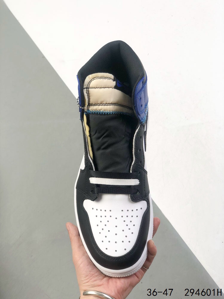 Nike Air Jordan 1 Mid Basketball Shoes - Classic Retro Style, Comfortable Fit 8 i1747154932 1573 6