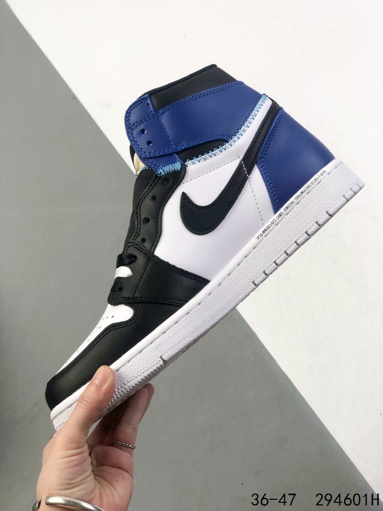 Nike Air Jordan 1 Mid Basketball Shoes - Classic Retro Style, Comfortable Fit 4 i1747154932 9207 2