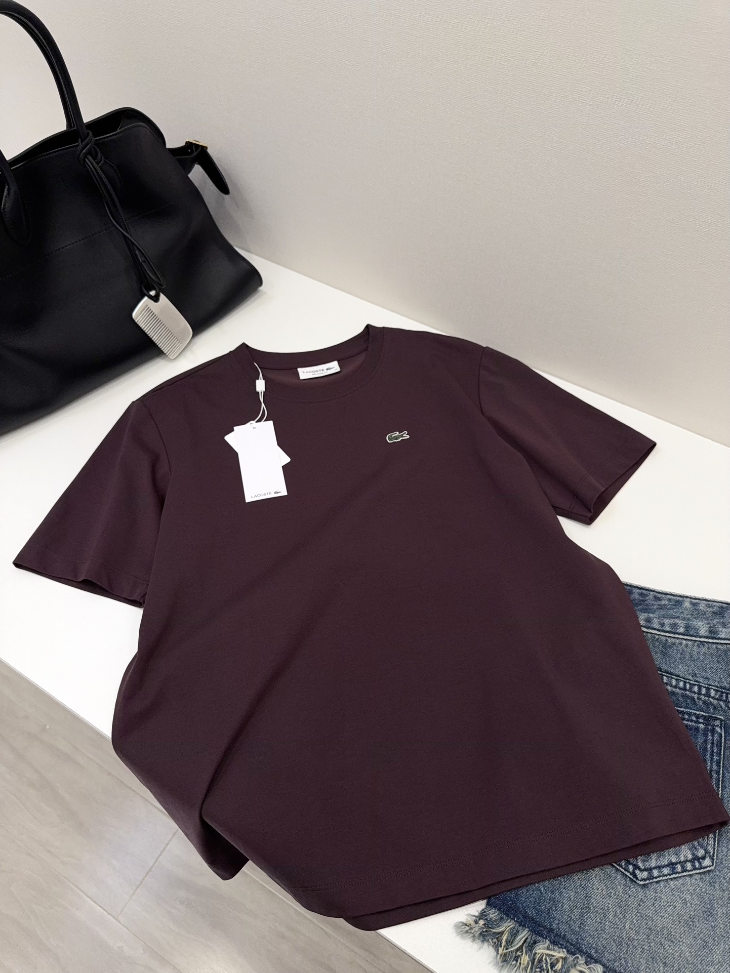 NO:412482,Too straight!  Just close your eyes and put two or three pieces in it!  Summer nuclear items are sold well around the world!  60 pure cotton liquid ammonia fabrics, only such a good fabric can make such a good version. The skills reflected by Yujia in the basic style are not comparable to those of ordinary brands selling logos!  ,alexander wang19860909太正了！闭眼入个两三件就行！ 夏季核的单品,全球卖爆的！ 60支纯棉液氨面料,只有这么好的面料,才可以做出这么好的版型,鱼家在基础款上体现的功力,不是一般卖logo的品牌可比的！,,alexander wang,Women's clothing