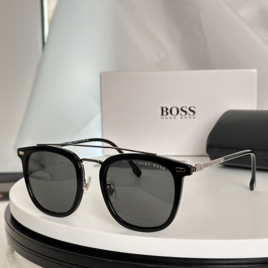  ‼️BOSS 1178/S  Size：52口23-145 
太阳眼镜 🕶高品质 
不挑脸 火的狠 🍁