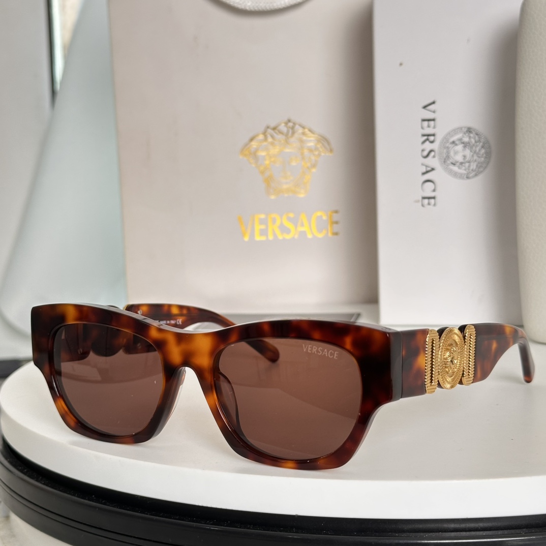  ‼️𝙑𝙀𝙍𝙎𝘼𝘾*范思*新品太阳镜官网同步原版一比一VE4479U，SIZE：53口19-145金灿灿