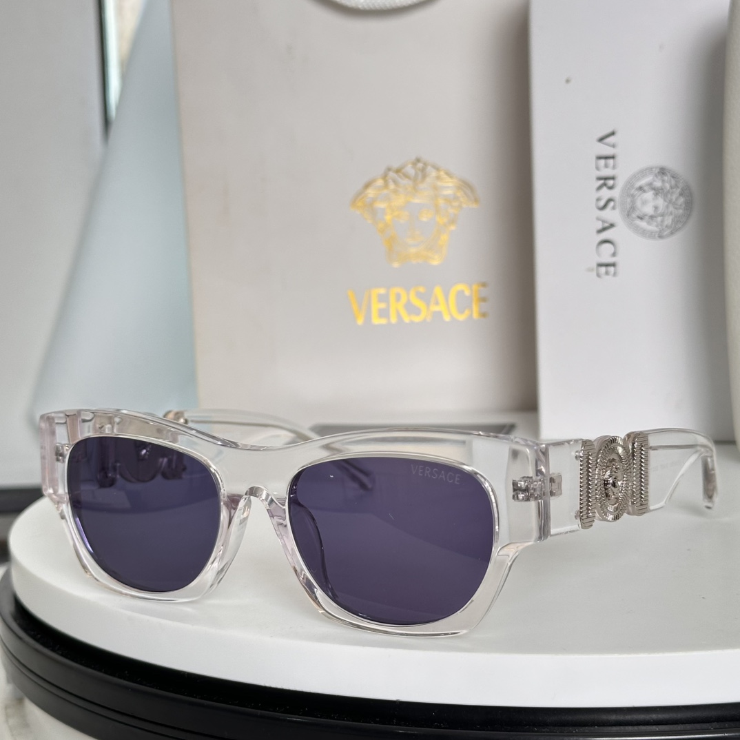  ‼️𝙑𝙀𝙍𝙎𝘼𝘾*范思*新品太阳镜官网同步原版一比一VE4479U，SIZE：53口19-145金灿灿