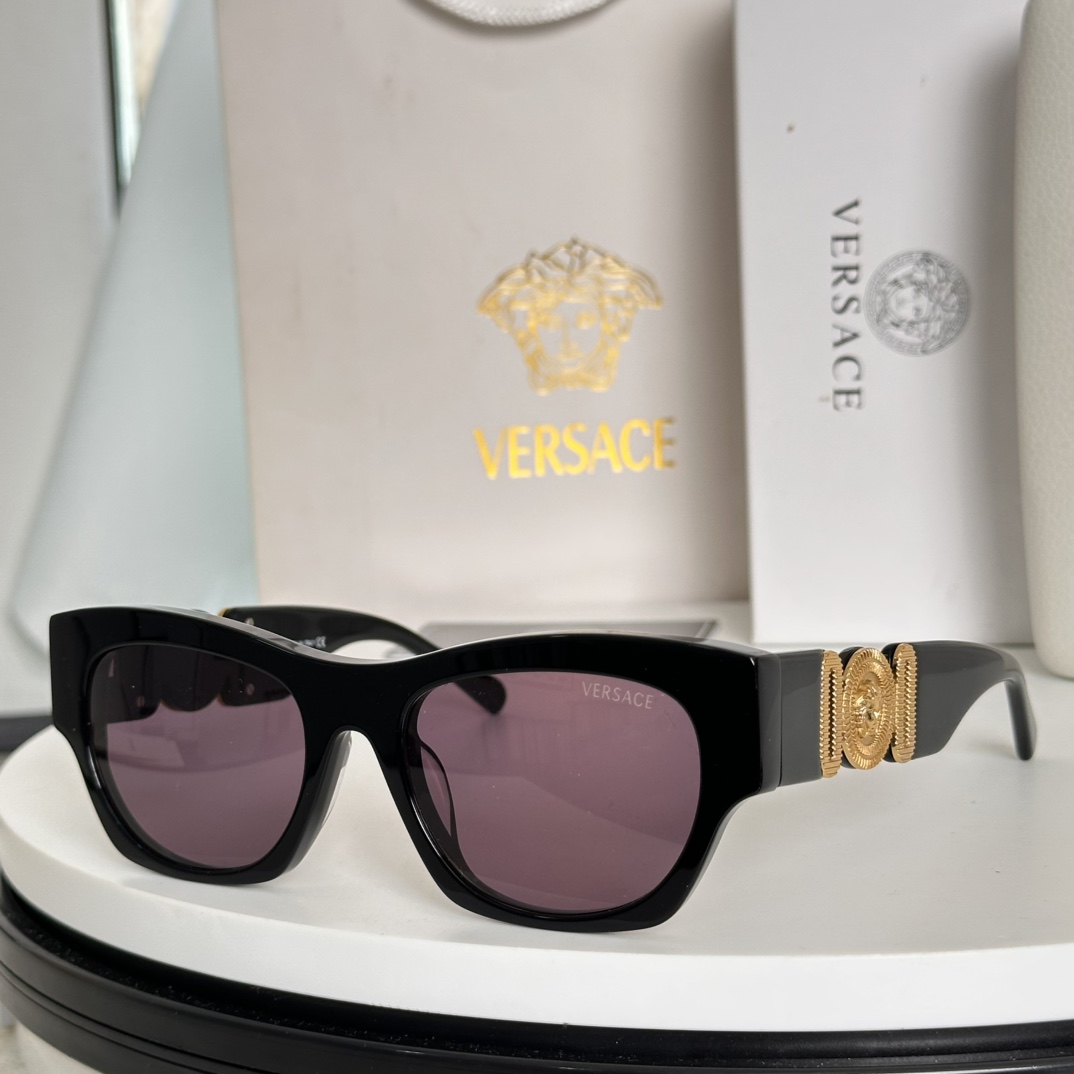  ‼️𝙑𝙀𝙍𝙎𝘼𝘾*范思*新品太阳镜官网同步原版一比一VE4479U，SIZE：53口19-145金灿灿