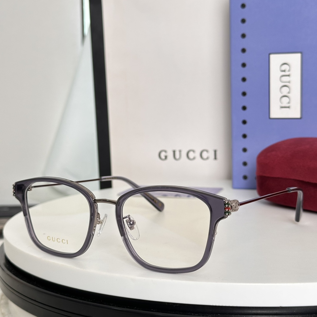  ‼️GUCC* 新品
MOD：GG1886OA 
SIZE：53口20-145
原版高品质
配光百搭镜
