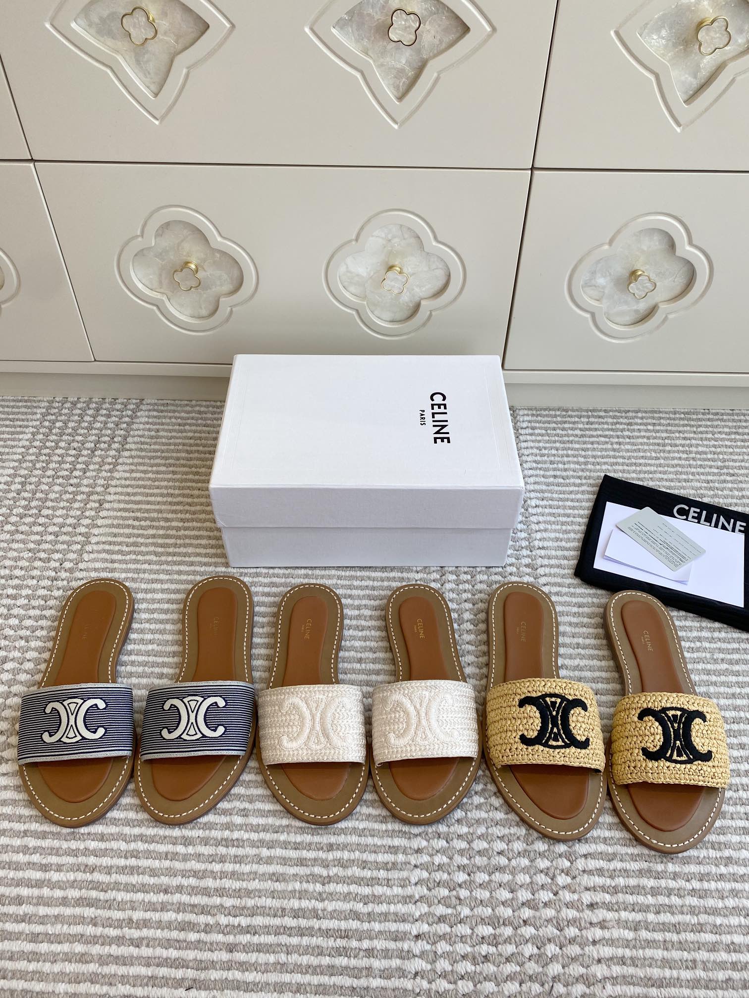 NO:403117,celine Arc de Triomphe flat slippers 35-41, slippers, celine, slippers19860909celine·凯旋门平底拖鞋·35-41,拖鞋,celine,slippers,Women's Shoes