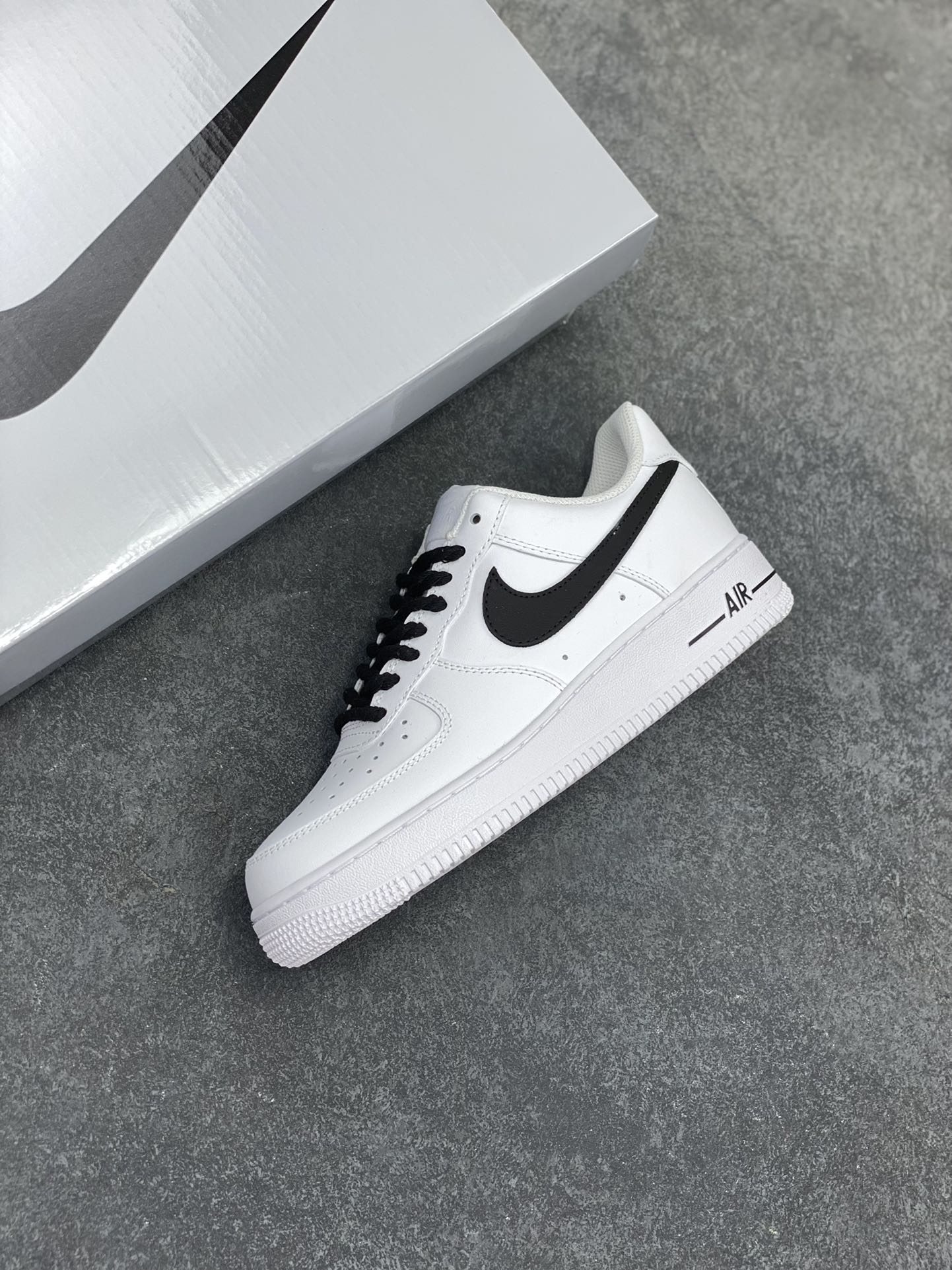 图片[7]-Nike Air Force 1 Low’07 白黑麻绳 空军一号低帮休闲板鞋 定制皮料 定制鞋盒 配件齐全 原楦原纸板 纯正空军版型 内置全掌气垫 货号：ZH0316-072 尺码：36 36.5 37.5 38 38.5 39 40 40.5 41 42 42.5 43 44 44.5 45-选品中心