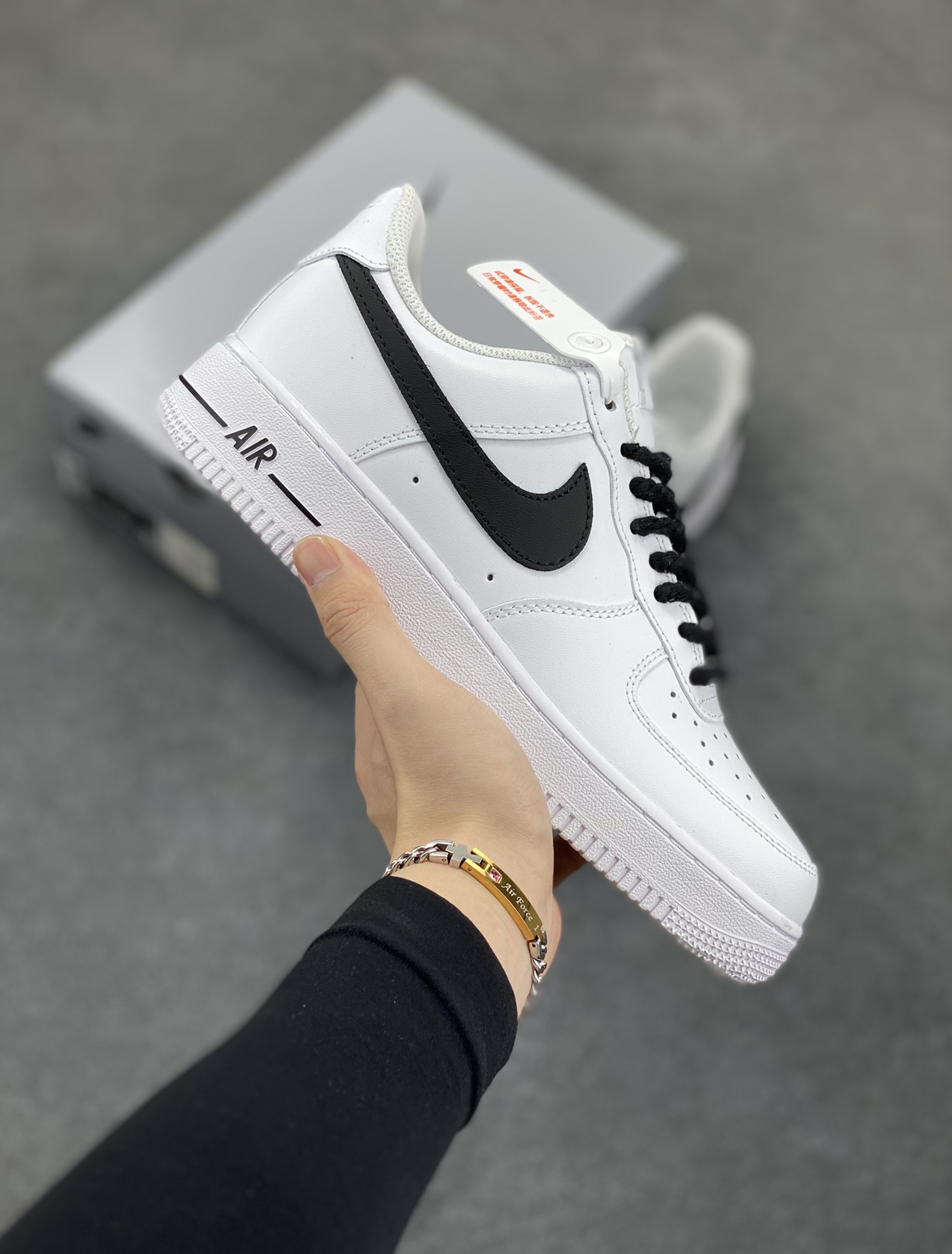 Nike Air Force 1 Low’07 白黑麻绳 空军一号低帮休闲板鞋 定制皮料 定制鞋盒 配件齐全 原楦原纸板 纯正空军版型 内置全掌气垫 货号：ZH0316-072 尺码：36 36.5 37.5 38 38.5 39 40 40.5 41 42 42.5 43 44 44.5 45-选品中心