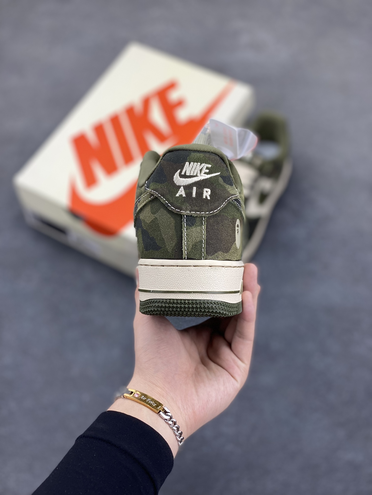 图片[4]-NIke Air Force 1 \’07 Low “Bape联名–丛林迷彩”空军一号 低帮 运动鞋 休闲鞋 折边针车 工艺难度大 原楦头原纸板 原装鞋盒 定制五金配件 内置全掌气垫 原厂鞋底 货号：CH6336-509 尺码：36 36.5 37.5 38 38.5 39 40 40.5 41 42 42.5 43 44 44.5 45-选品中心
