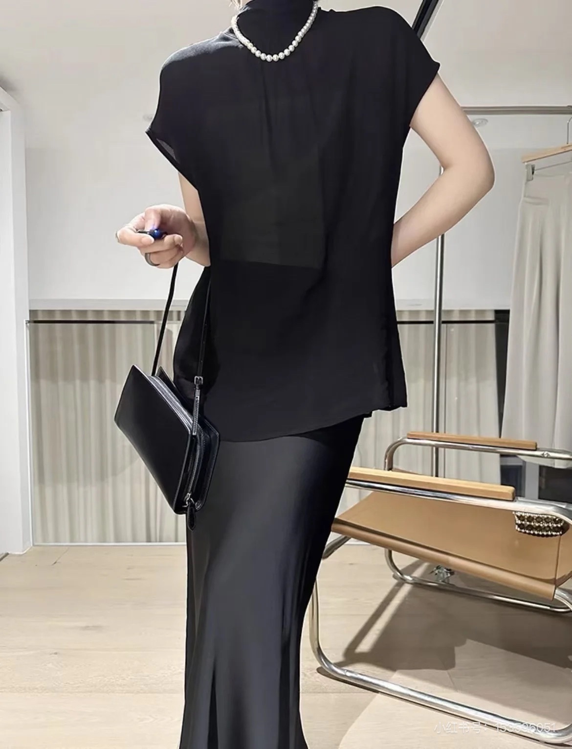 “High-Quality Women’s Clothes Packaged with YSL in 5 Colors, Sizes S-XXL, Comfortable, Stylish, Timeless Designs” - 图片 2