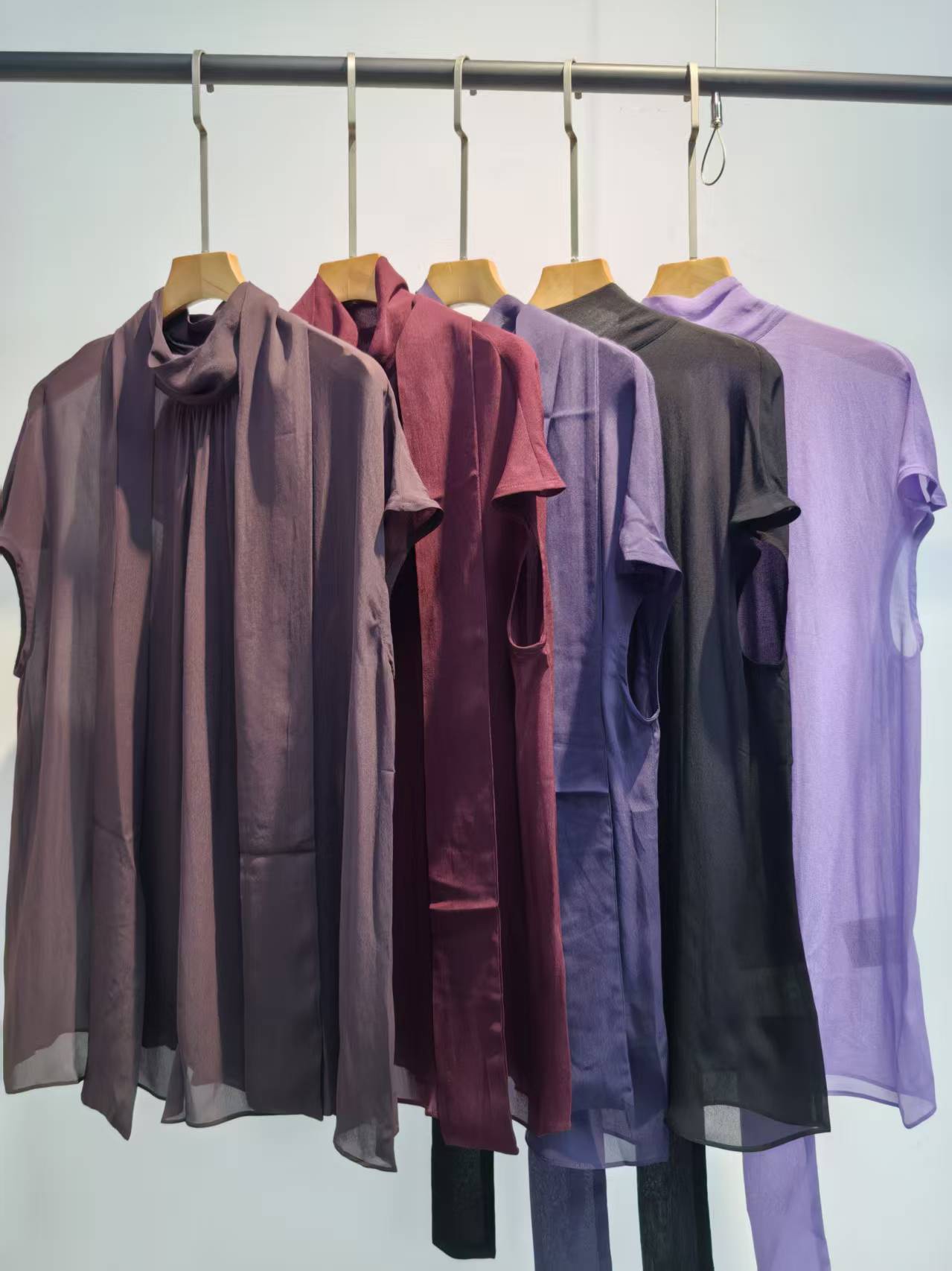 “High-Quality Women’s Clothes Packaged with YSL in Five Colors – Code Number SMLXLXXL” - 图片 6