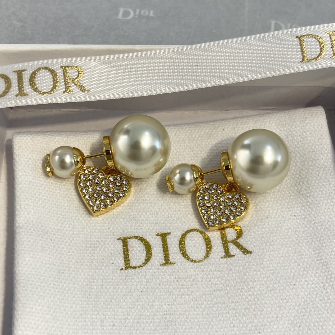 【DE0777】 【Di@r 迪 aretes de corazón con perlas】