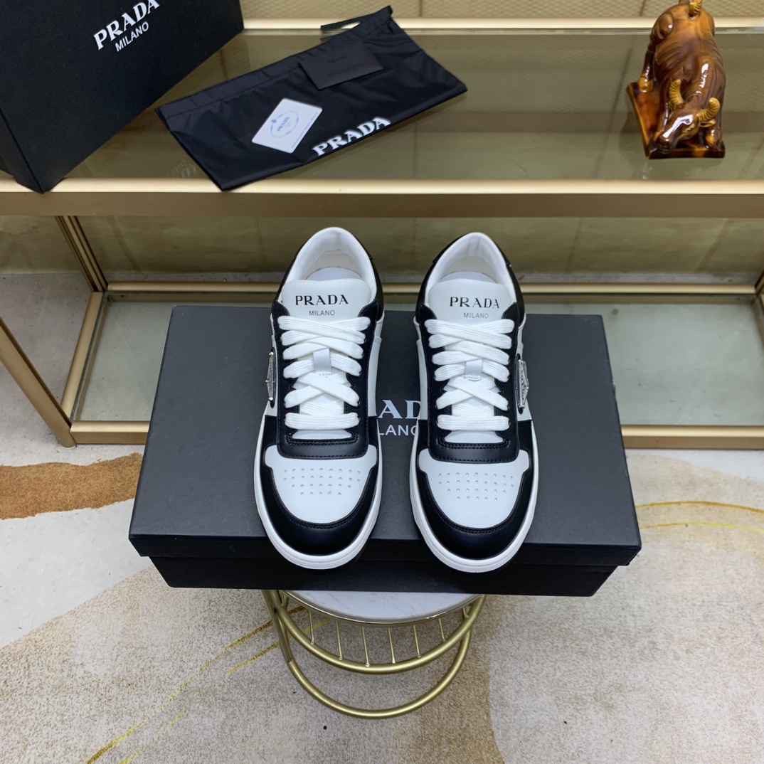 NO:347270,.博PRADA》Prada's top purchasing agent for men's latest counters are released simultaneously, high-quality original calfskin imported from Italy. Brand logo* (high-end, noble, grade,) exquisite workmanship (Imported from Italy, original sole is specially supplied with original sole, exclusive double-layer activity·TPR rubber·combination sole; super · comfortable, wear-resistant, anti-slip, environmentally friendly, real-life shooting is more beautiful (high-quality, order-based goods) 38-44 (.45 customization), prada, prada, cowhide19860909.巜PRADA》普拉达顶级代购男士最新专柜同步发售,意大利进口优质原版小牛皮.品牌logo*(凸显·高端·贵气·档次·）做工考究（意大利进口 鞋底原厂特供原版底,独家双层活动·TPR橡胶·组合大底;超级·舒适·耐磨·防滑·环保,实物拍摄实物更漂亮（高品质·跟单货)码数38一44（.45定制）,,prada,prada,cowhide,Men's shoes