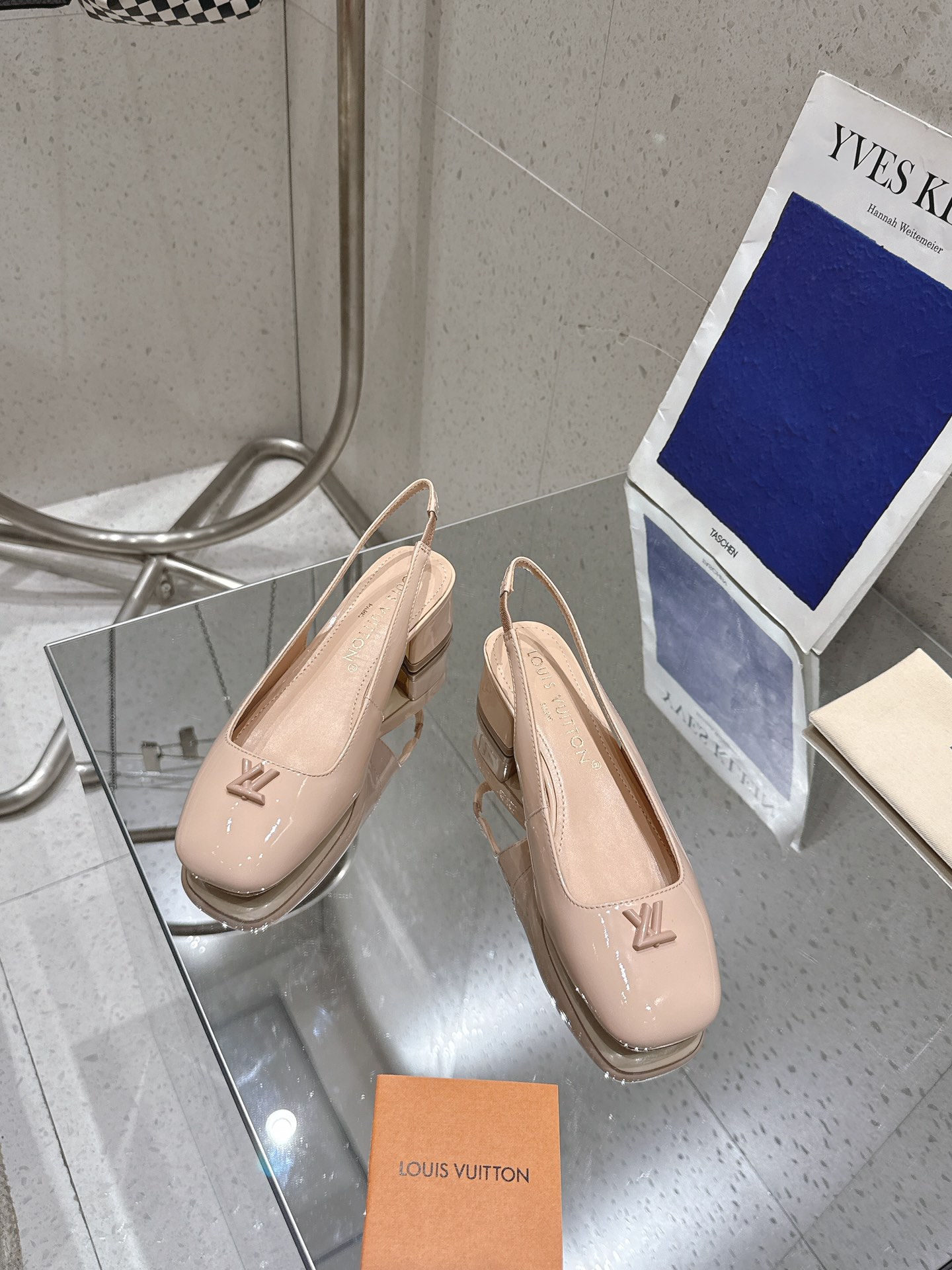 “🅿️6962025 L.R. Morning & Spring Collection: New Network Series with Synchronized Updates & V Logo Design” - 图片 3