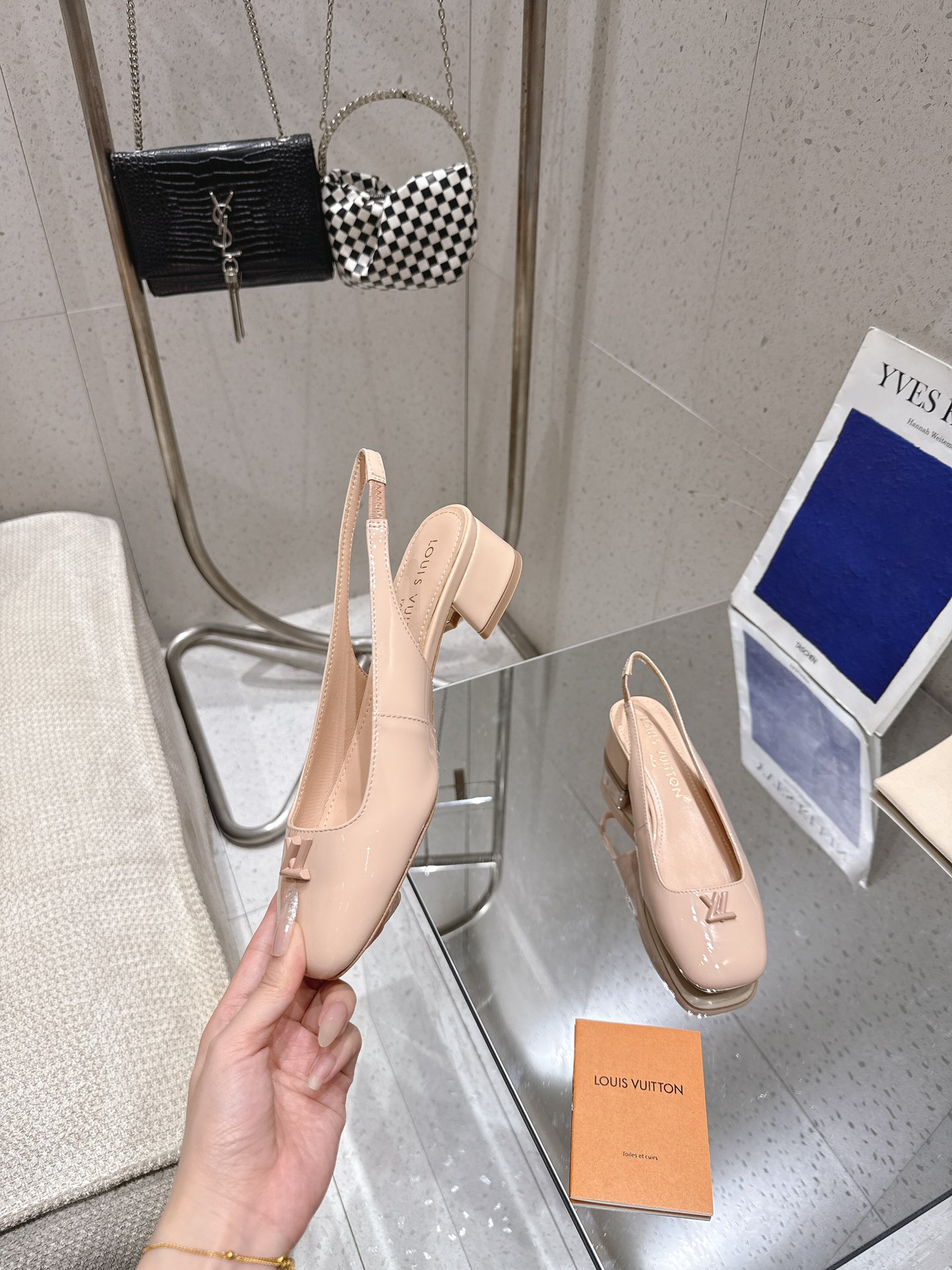 “🅿️6962025 L.R. Morning & Spring Collection: New Network Series with Synchronized Updates & V Logo Design” - 图片 4