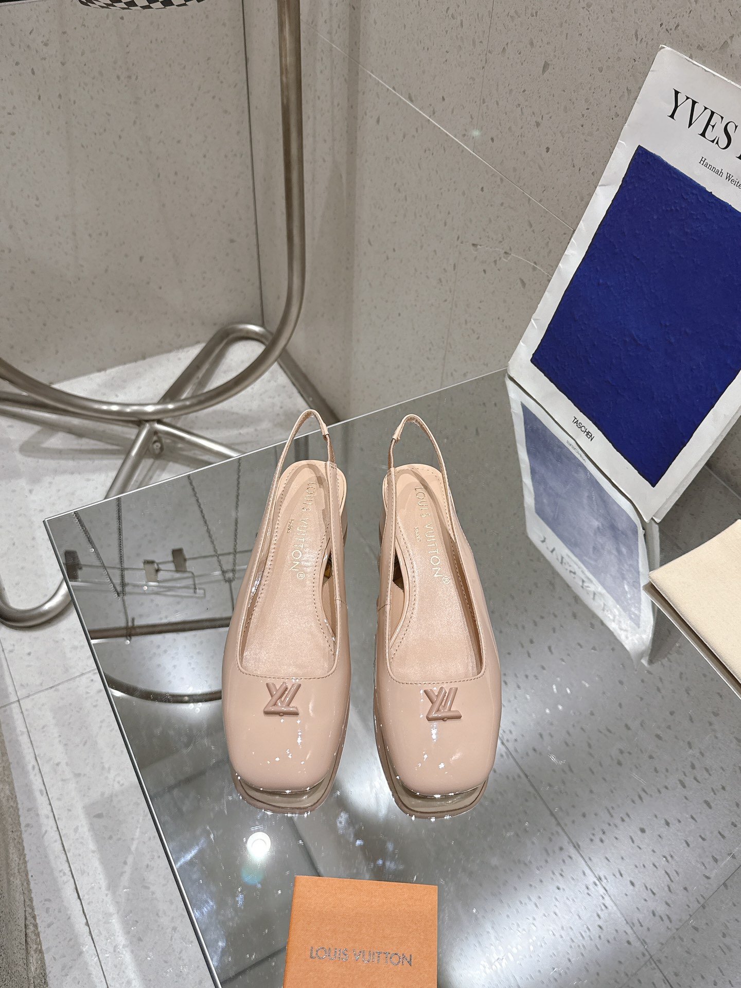 “🅿️6962025 L.R. Morning & Spring Collection: New Network Series with Synchronized Updates & V Logo Design” - 图片 2