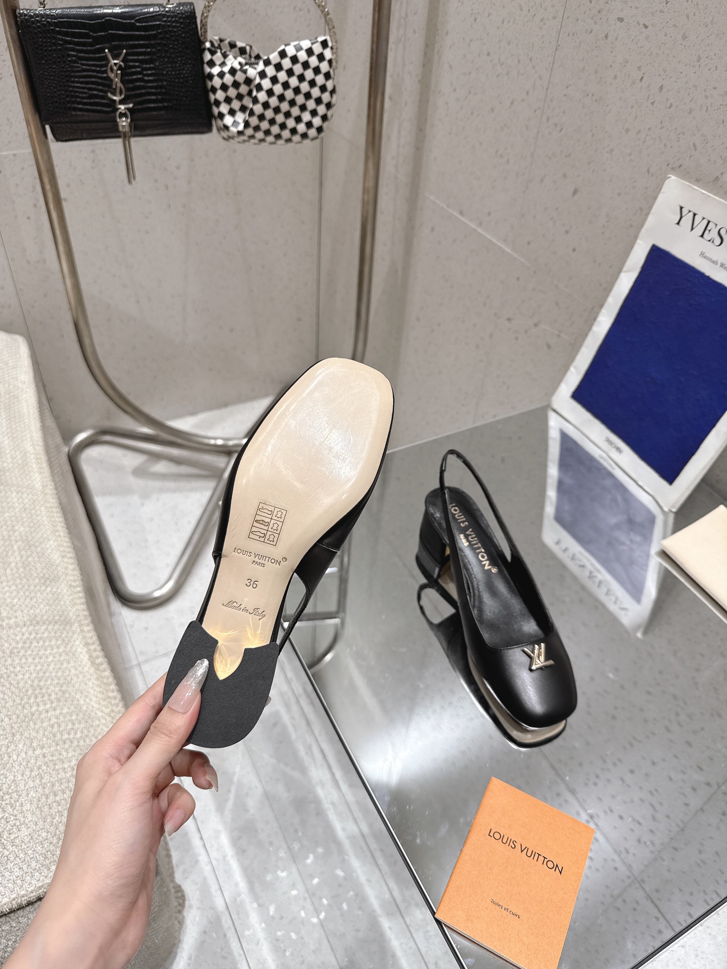 “P6962025: L.R.’s Latest Morning & Spring Collection with V Logo Design & Soft Sheep Leather Heels” - 图片 9