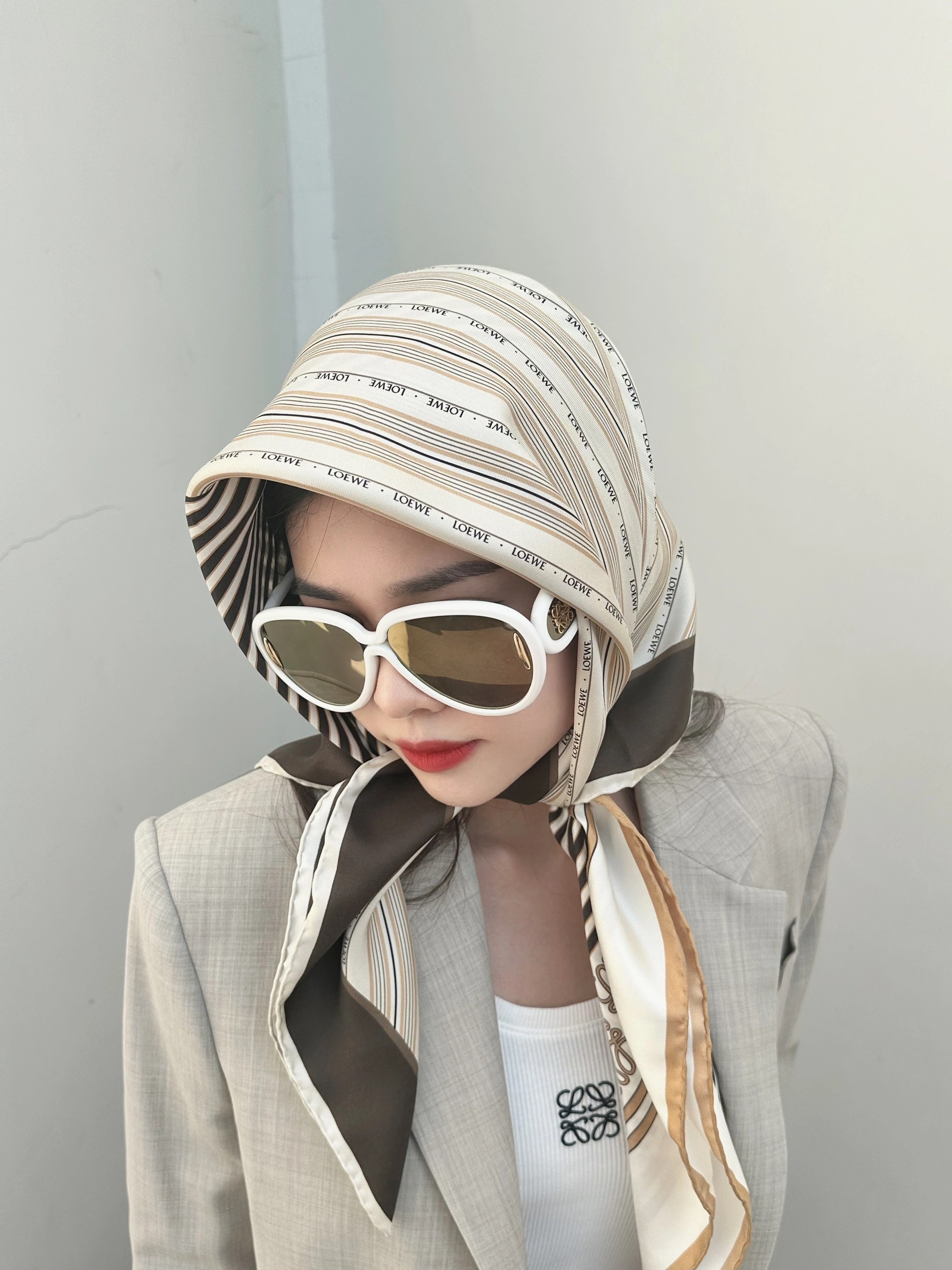 [Loewe Scarves]
