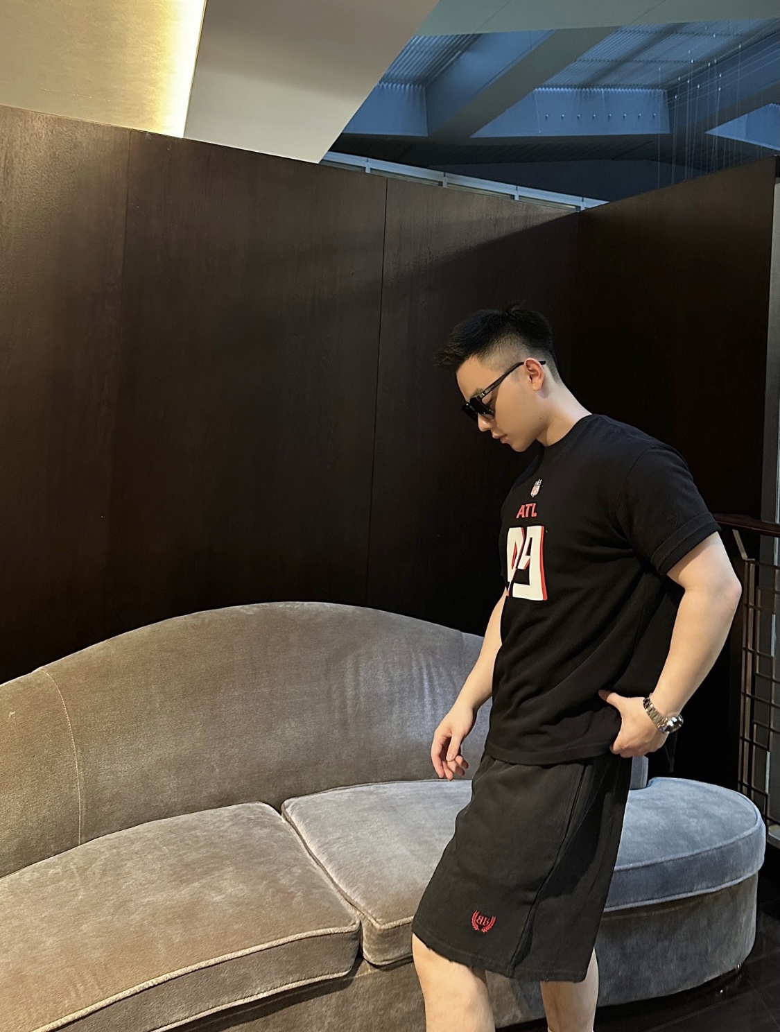 Balenciaga/巴黎世家 麦穗双B红标刺绣水洗短裤 上身效果#