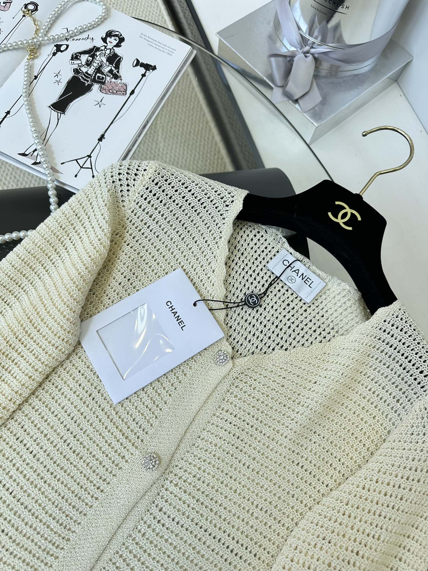 Chanel Knit Cardigan: Lightweight, Breathable, and Stylish - Perfect for Summer 5 i1747325862 8821 3