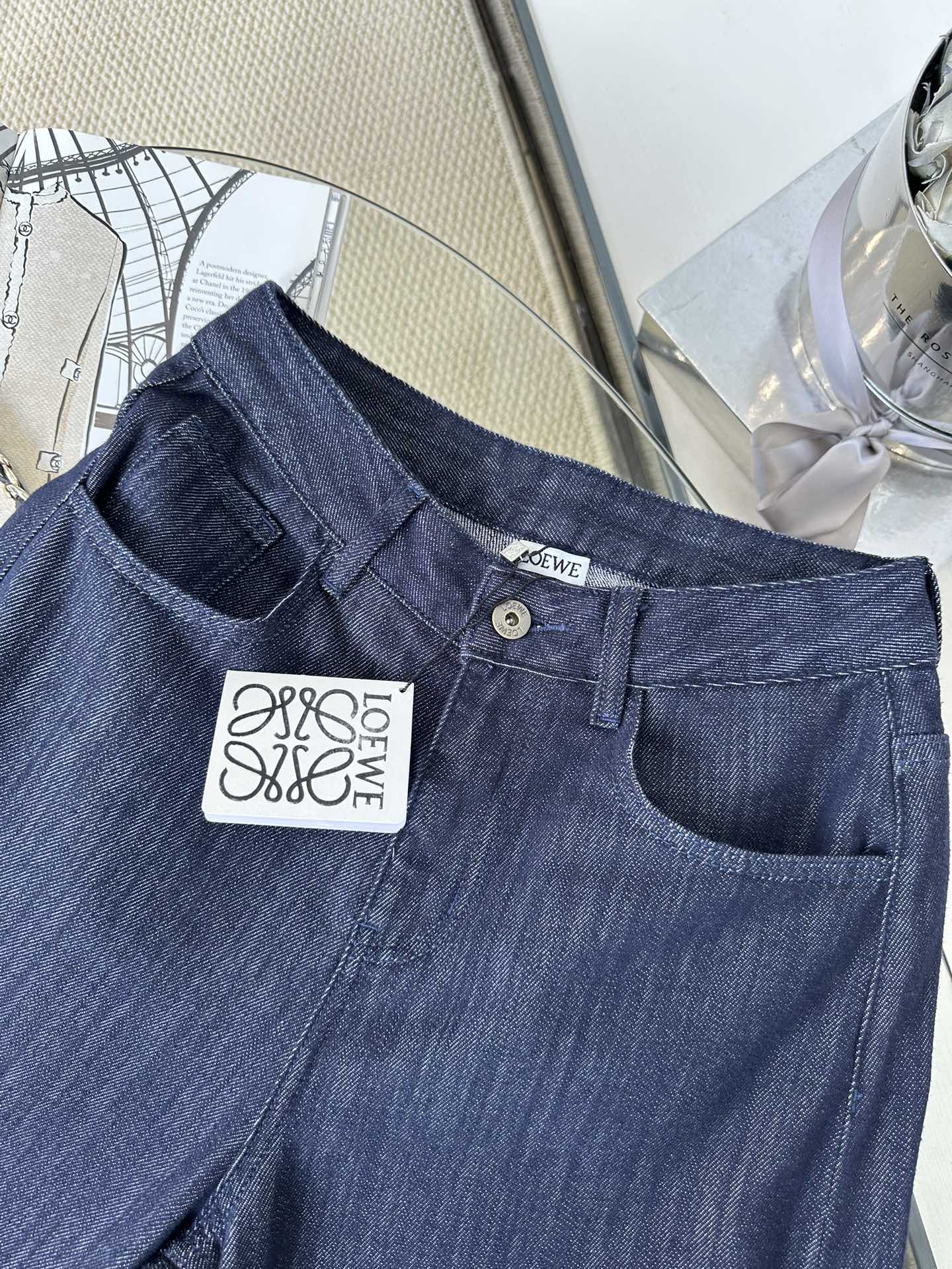Loewe Wide-Leg Denim Jeans: Lightweight, Flowy, and Effortlessly Stylish 8 i1747327078 7093 6