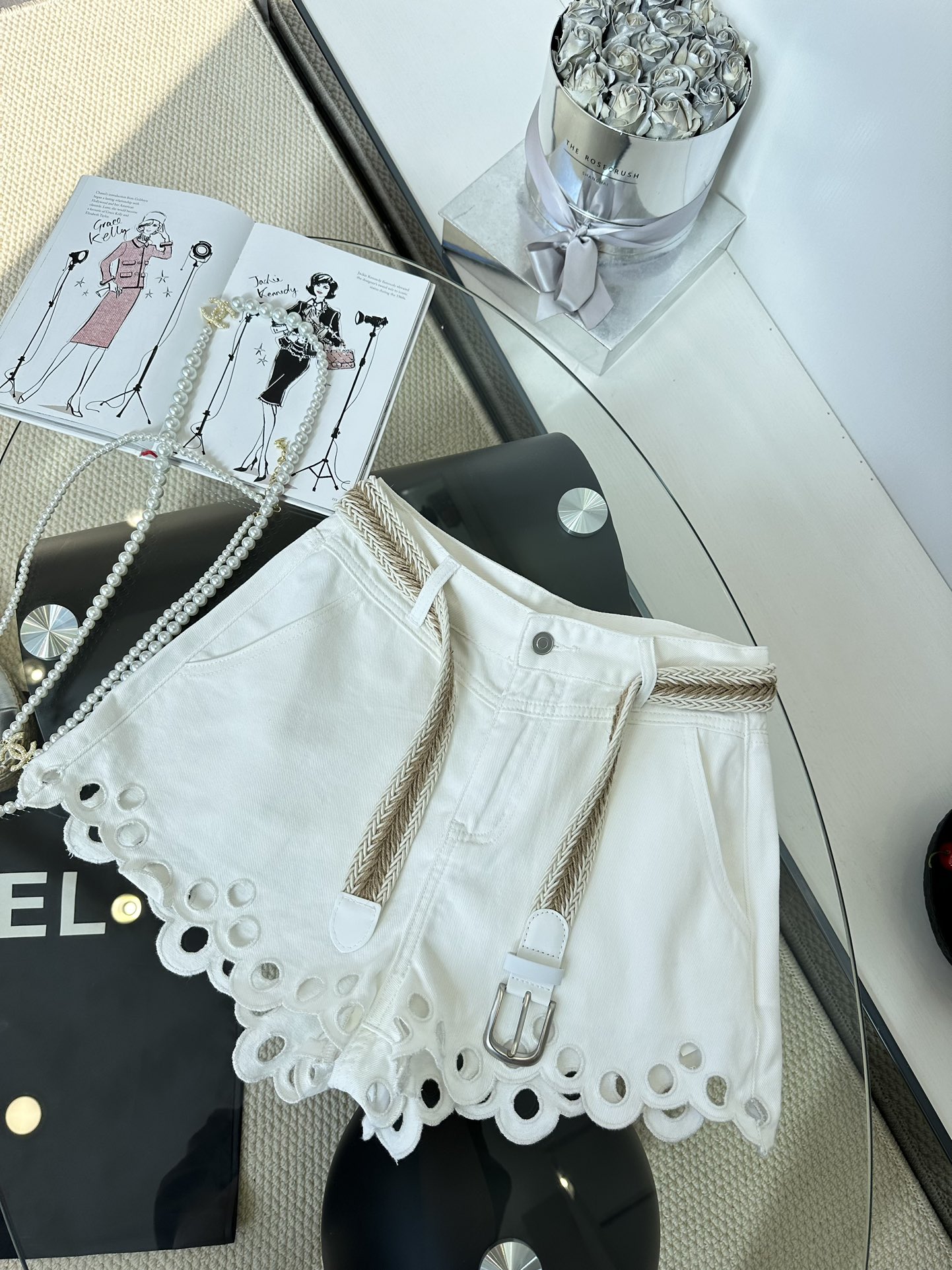 White Embroidered Denim Shorts: Flattering High-Waist for a Goddess Look 4 i1747327332 8356 2