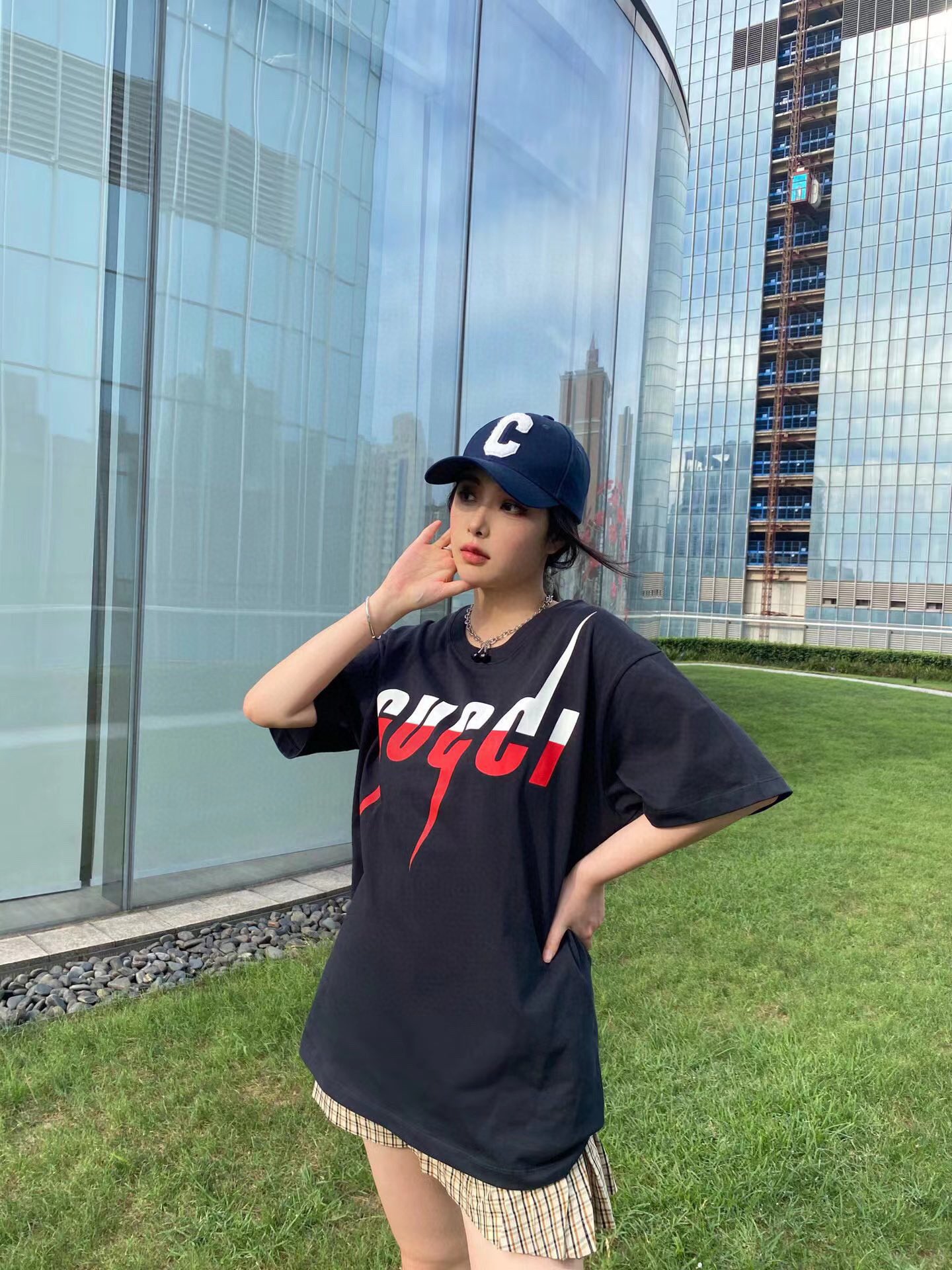 Gucci古驰闪电LOGO短袖T恤 上身效果#