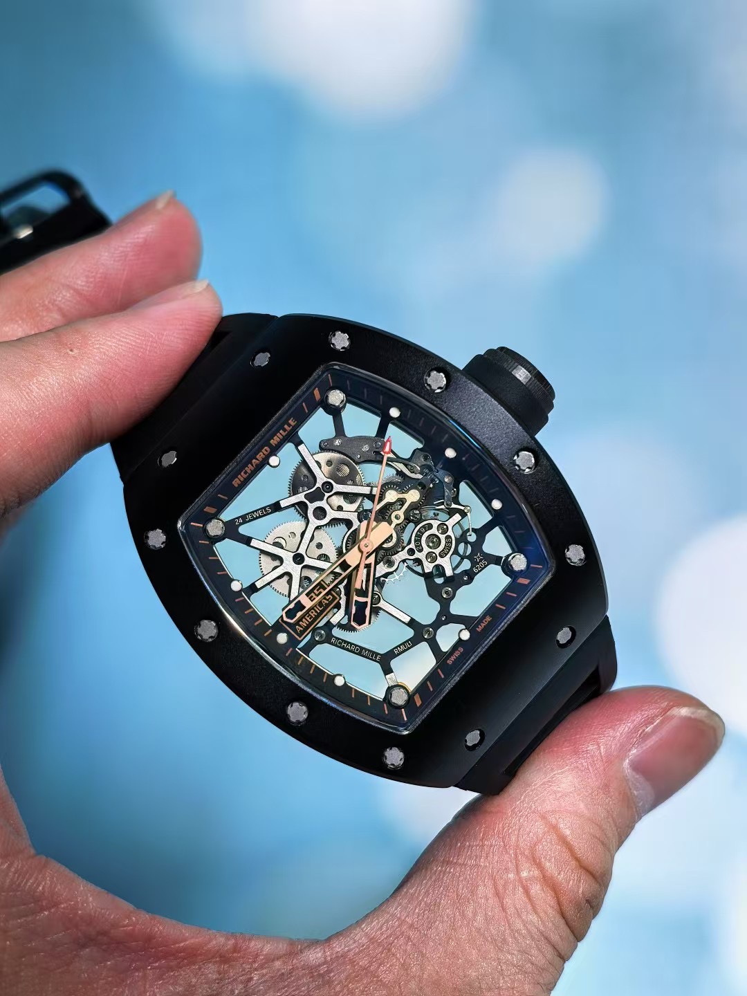 NO:393036,RM gold is about 75 grams, customized version is high in price,19860909RM金75克左右,定制版 价高,,Watch