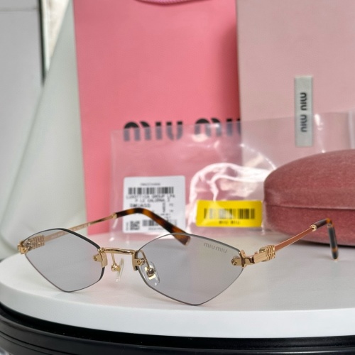 Miu Miu Diamond-Shaped Rimless Sunglasses SMUA55 Old Money Style 1 Miu Miu Diamond-Shaped Rimless Sunglasses SMUA55 Old Money Style