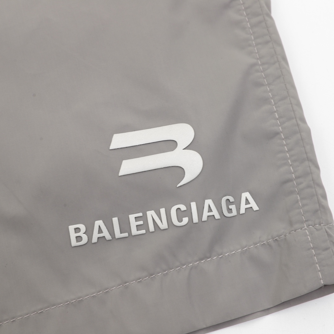 BALENCIAGA/巴黎世家 硅胶字母小标短裤 灰色-Top High Quatity Cheap Sneakers Fashion Clothing Clothes Bags handbags Shoes of all Brand wholesale With The best Quality And Beautiful Price from China Factory Chinese suppliers wholesaler seller BALENCIAGA/巴黎世家 硅胶字母小标短裤 灰色