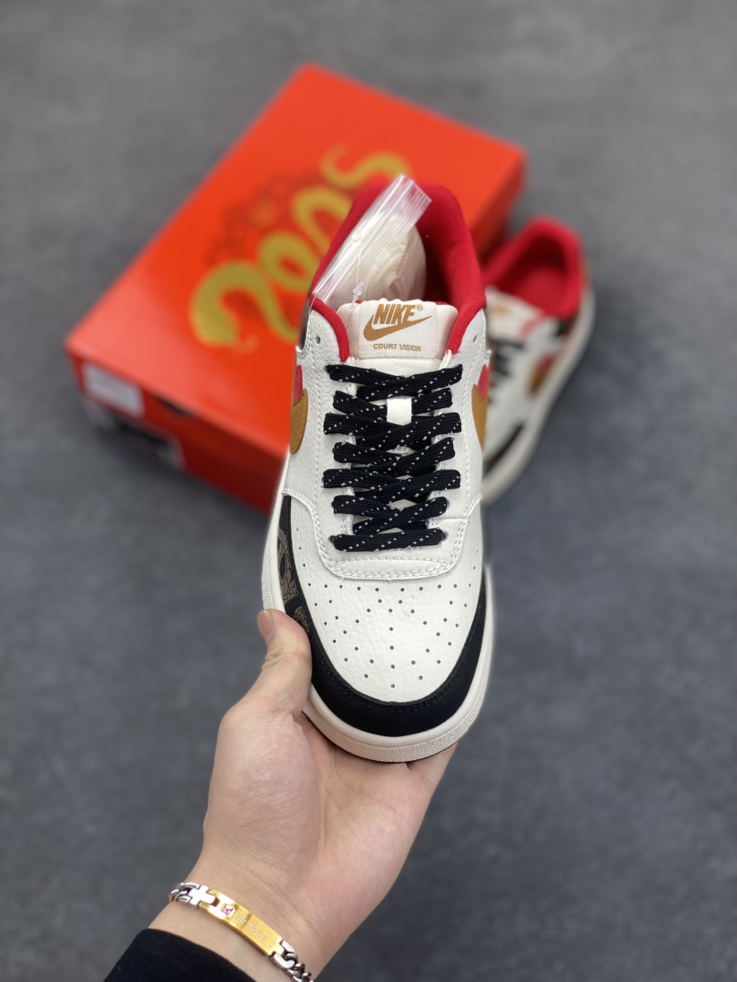 图片[2]-海外爆款 ZP订单 NIKE EBERNON Low prm 小空军低帮百搭透气休闲运动板鞋 独家头层版本 原数据独家私模大底 纯正版型 清洁度完美 货号：FD5188-128 尺码：36 36.5 37.5 38 38.5 39 40 40.5 41 42 42.5 43 44 44.5 45-选品中心