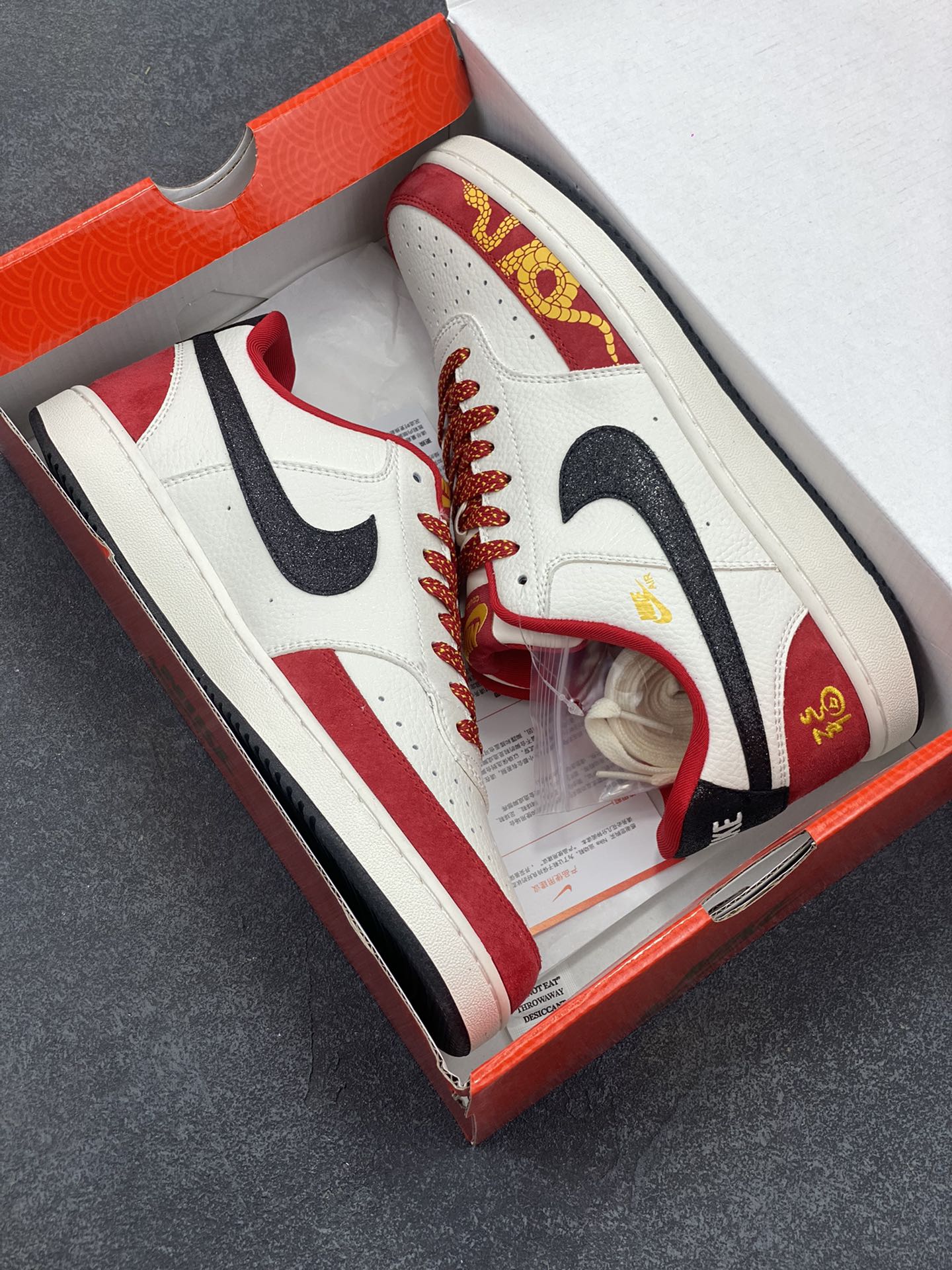 图片[9]-海外爆款 ZP订单 NIKE EBERNON Low prm 小空军低帮百搭透气休闲运动板鞋 独家头层版本 原数据独家私模大底 纯正版型 清洁度完美 货号：FD5188-129 尺码：36 36.5 37.5 38 38.5 39 40 40.5 41 42 42.5 43 44 44.5 45-选品中心